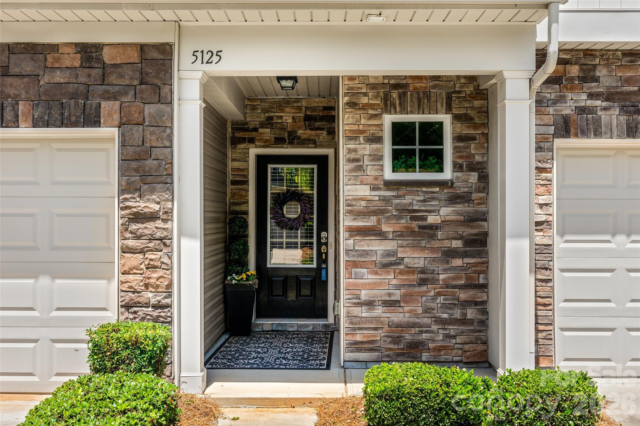 5125 Mount Clare Ln, Charlotte, NC 28210