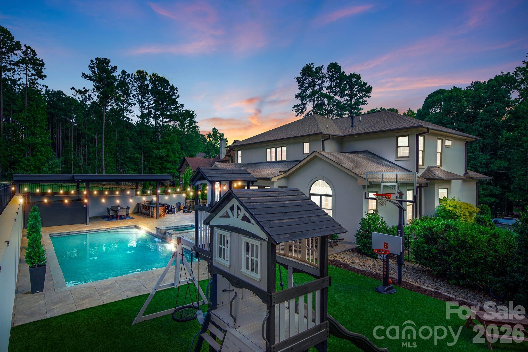 342 Kenway Loop, Mooresville, NC 28117