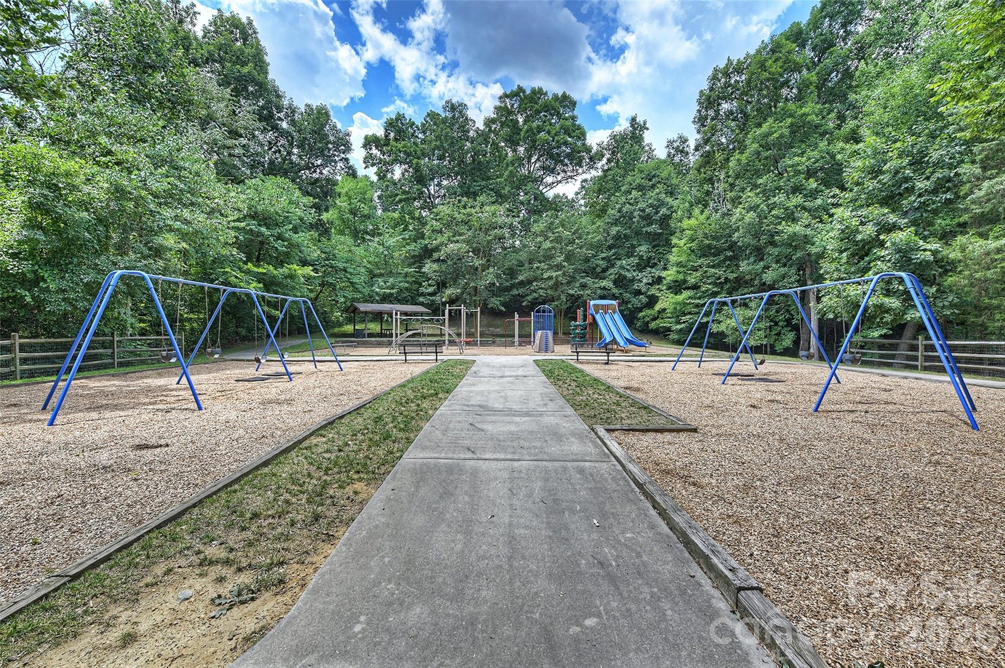 6311 Tunston Ln, Charlotte, NC 28269