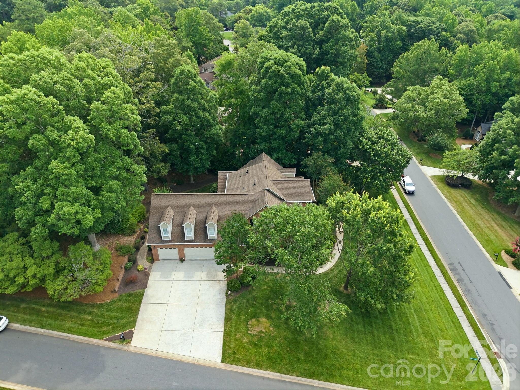 1016 Firethorne Club Dr, Waxhaw, NC 28173