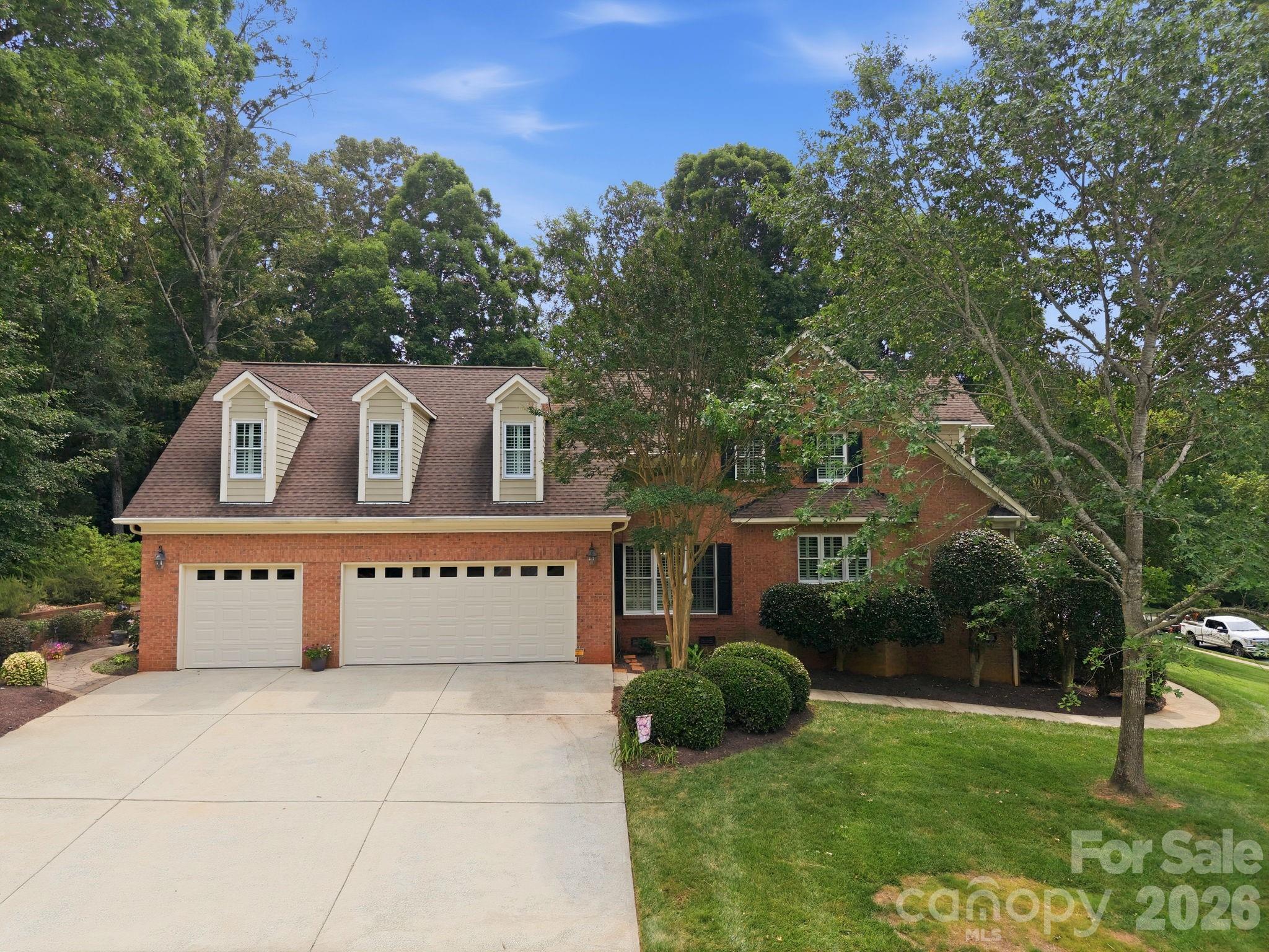 1016 Firethorne Club Dr, Waxhaw, NC 28173