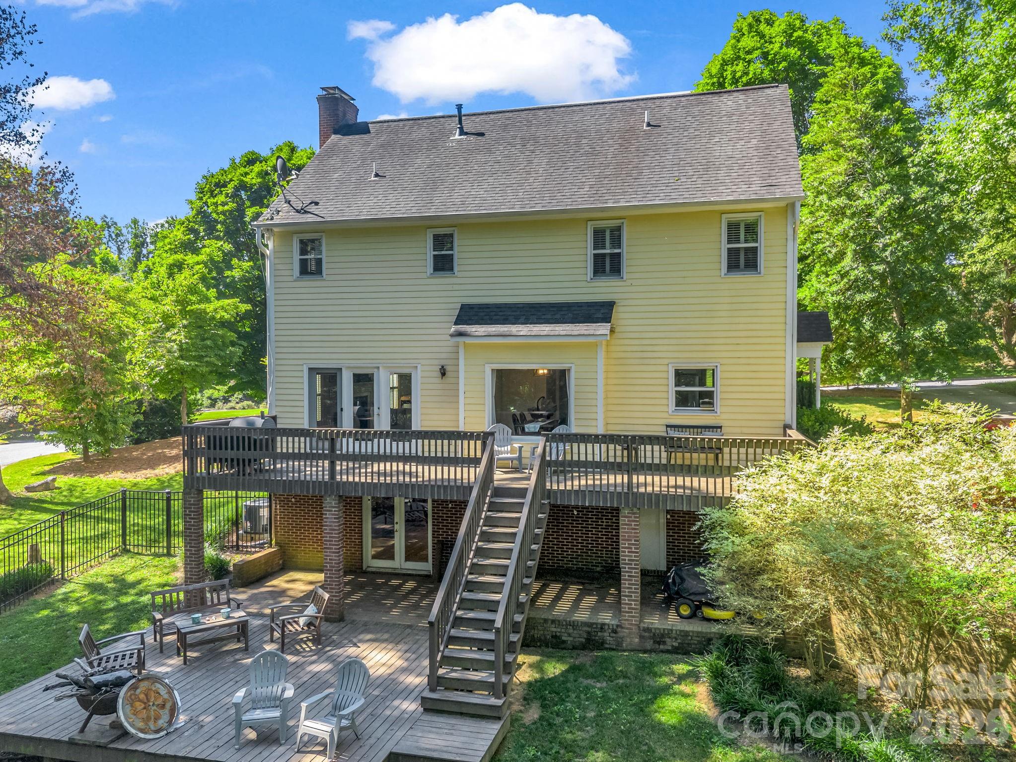 2720 Steeplechase Rd, Gastonia, NC 28056