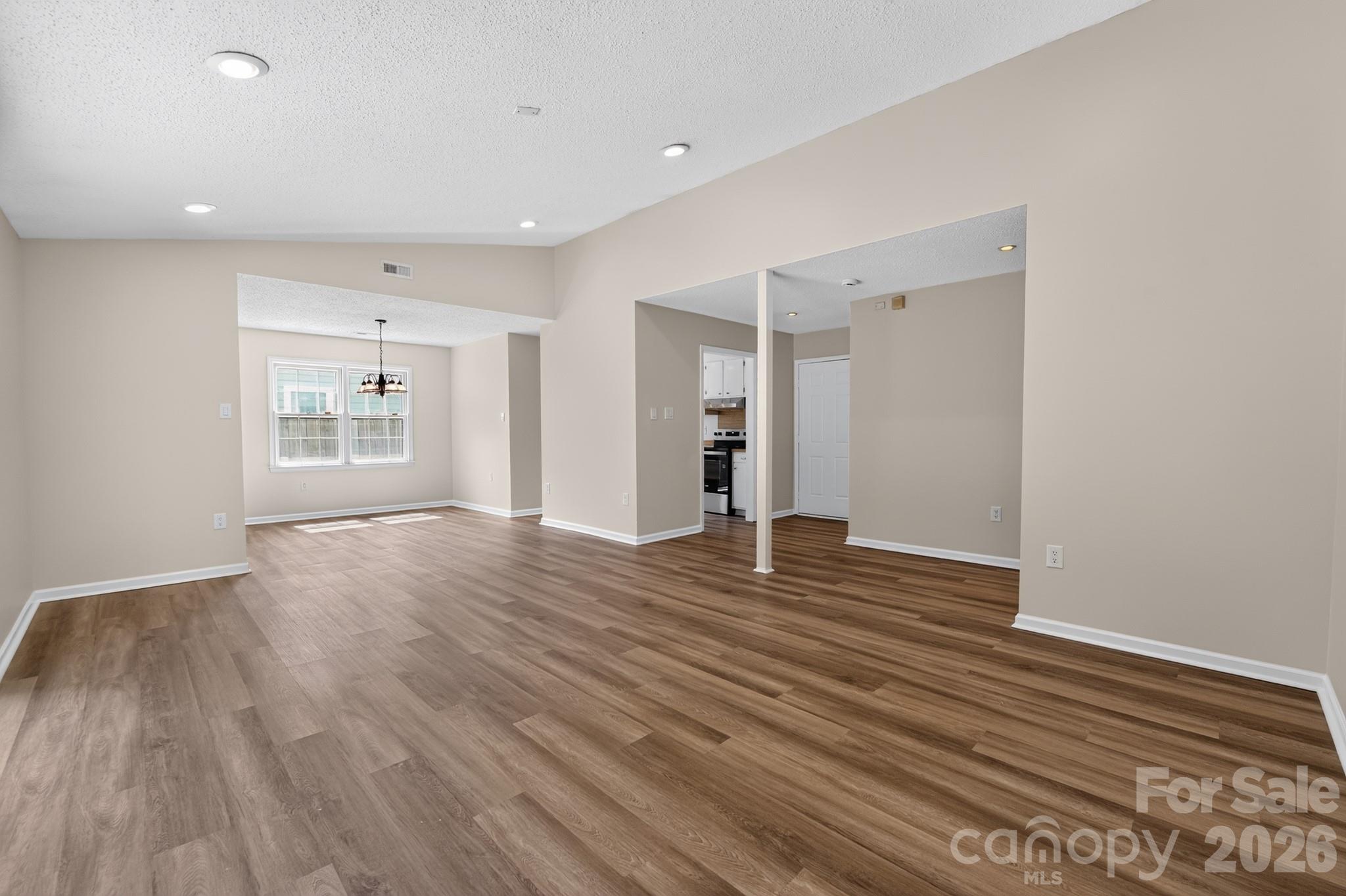 7812 Surreywood Pl, Charlotte, NC 28270