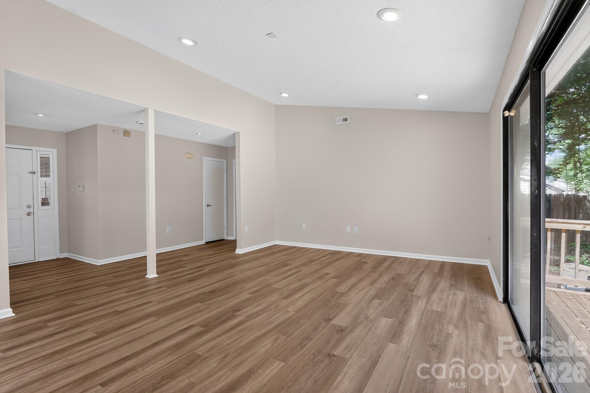 7812 Surreywood Pl, Charlotte, NC 28270
