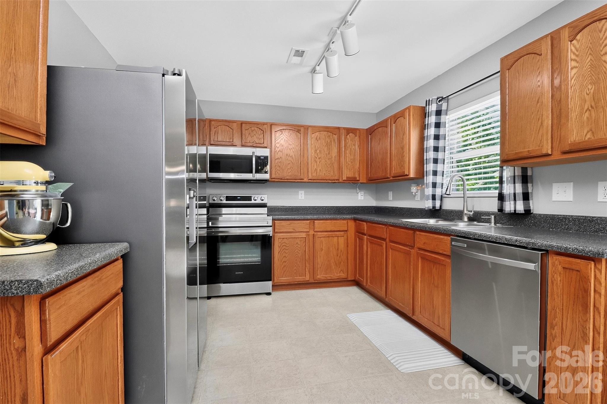 10825 Dry Stone Dr, Huntersville, NC 28078