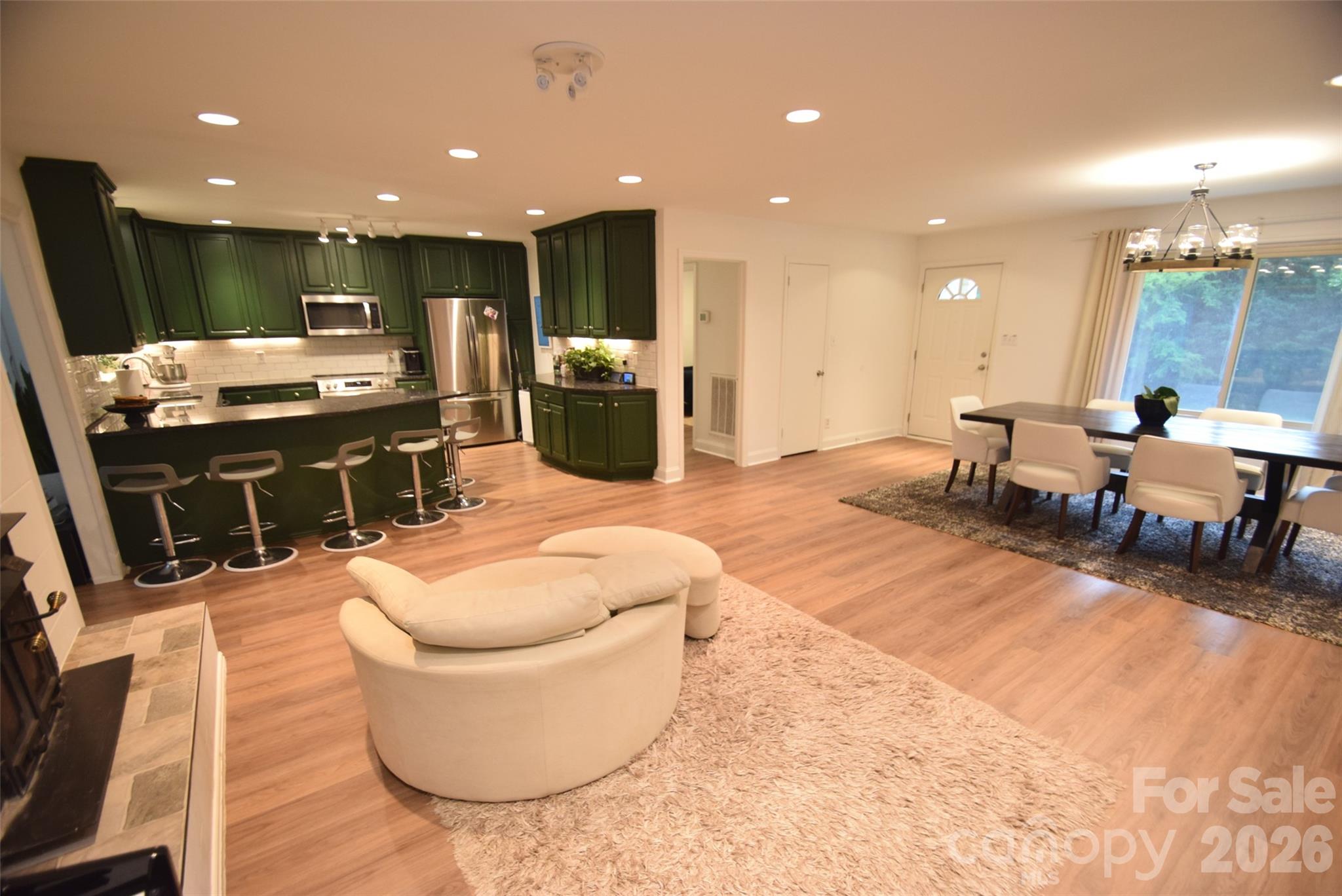 8202 Lawyers Rd, Mint Hill, NC 28227
