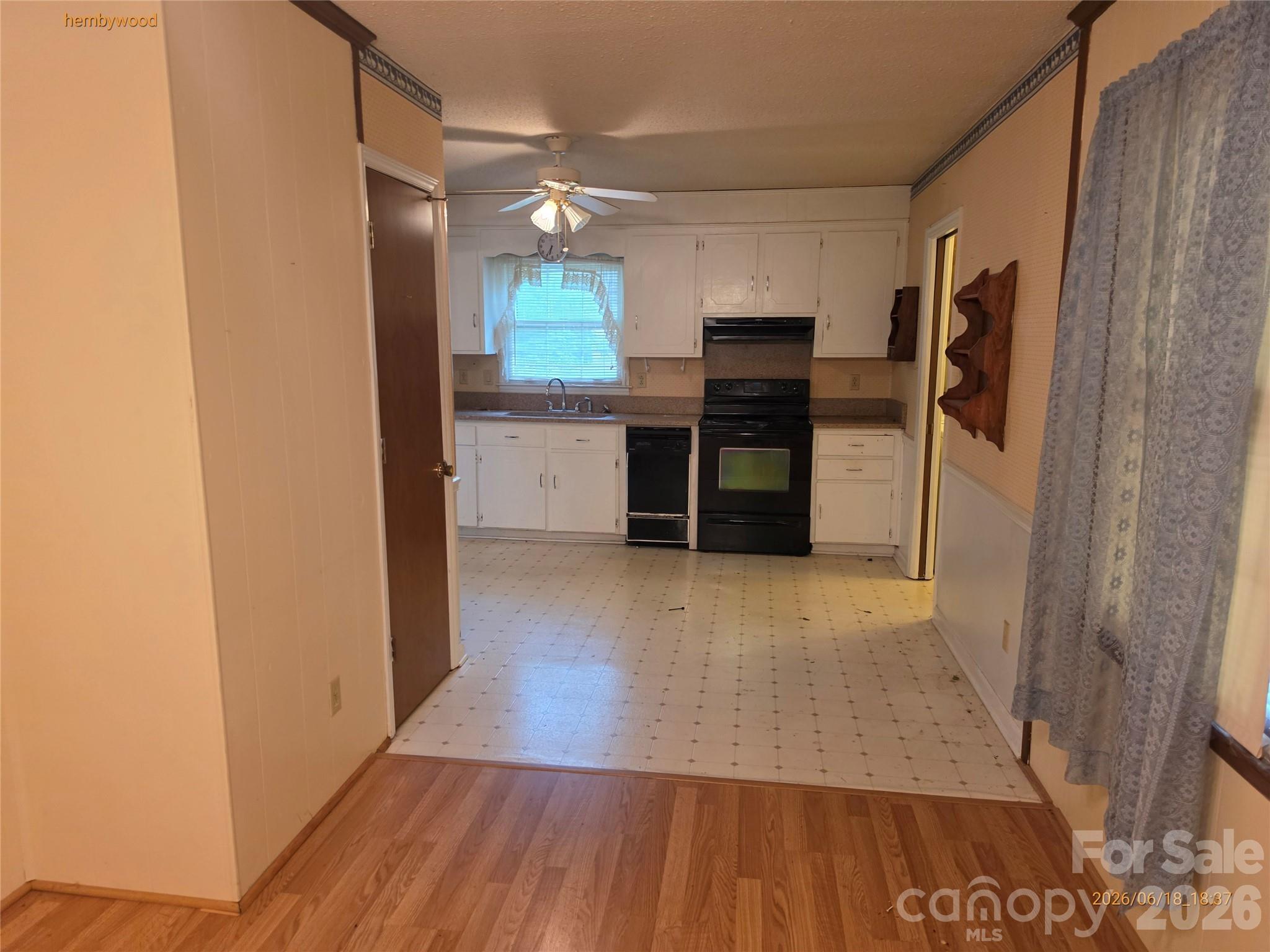 8402 Hemby Wood Dr, Indian Trail, NC 28079