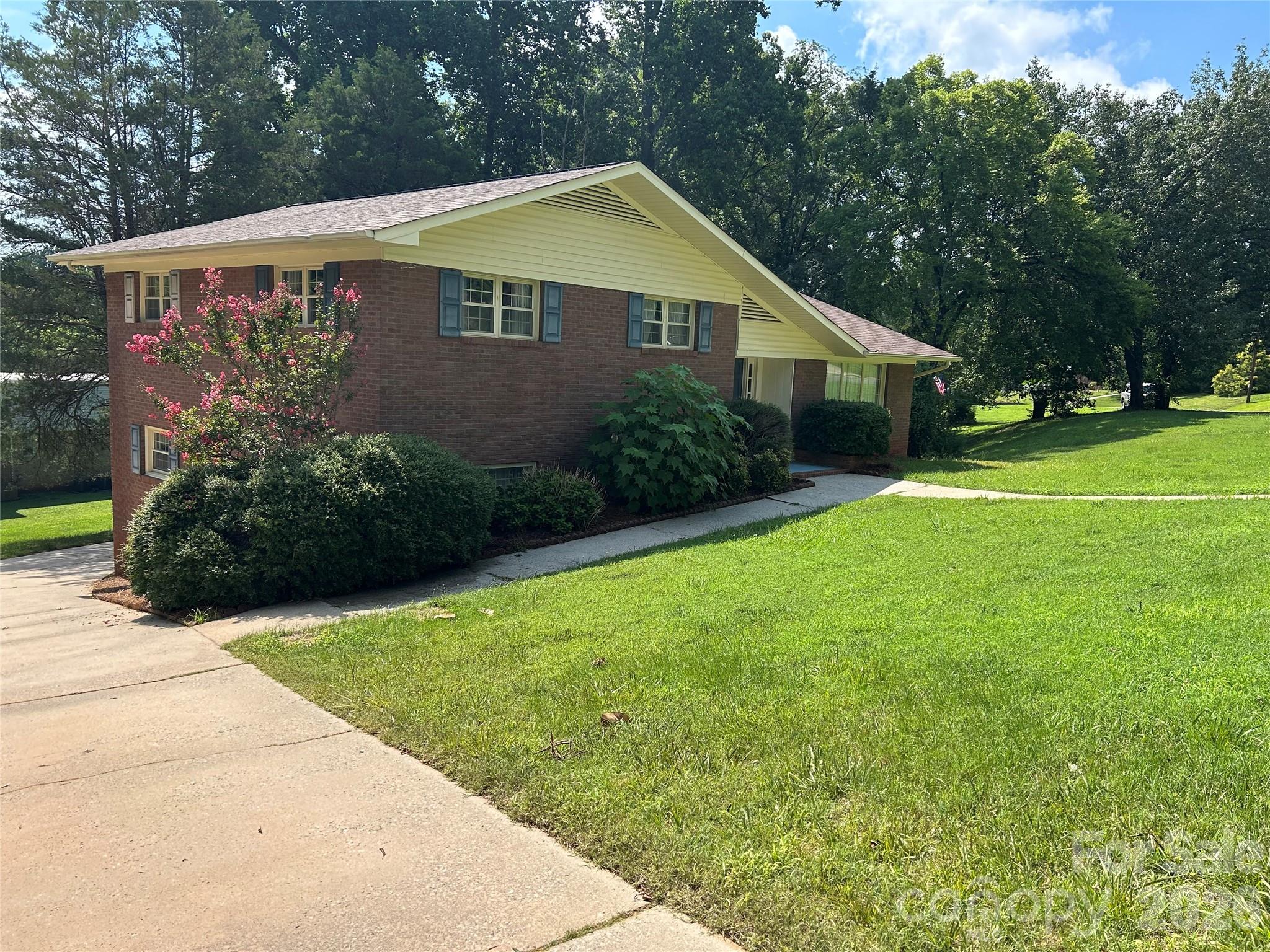 347 Hatley Cir NE, Concord, NC 28025