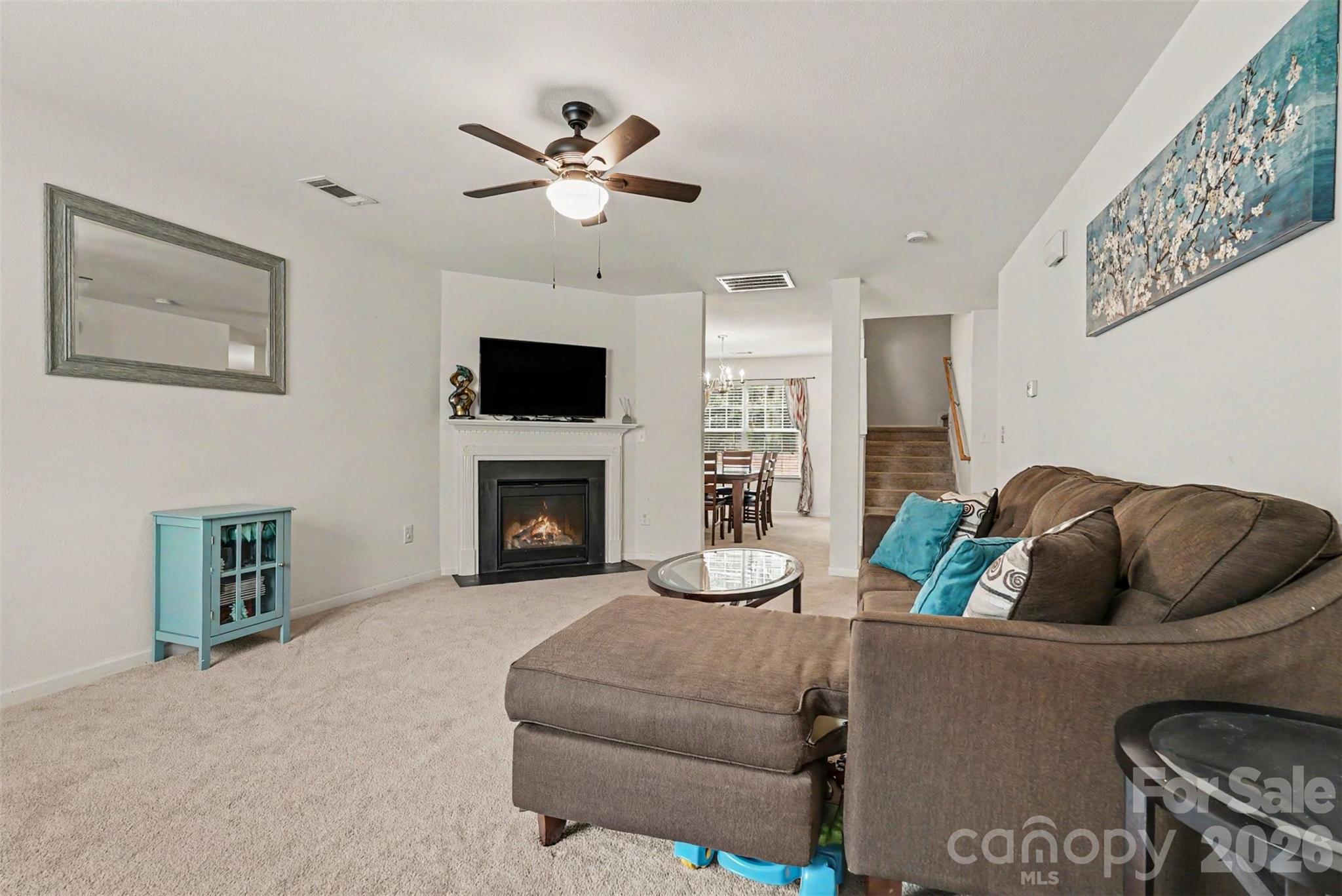 9424 Quilting Bee Ln, Charlotte, NC 28216