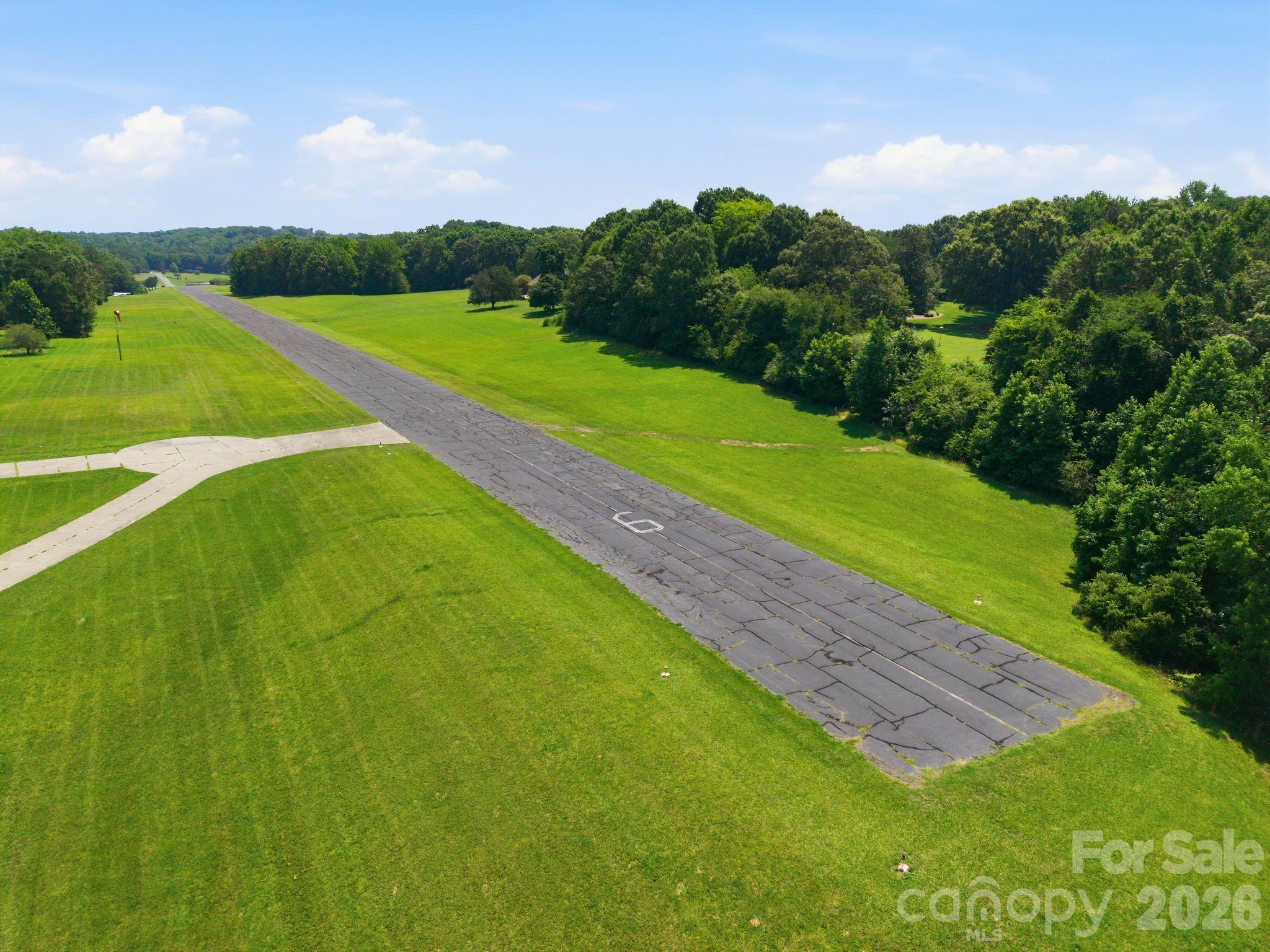 1120 Baron Rd, Waxhaw, NC 28173