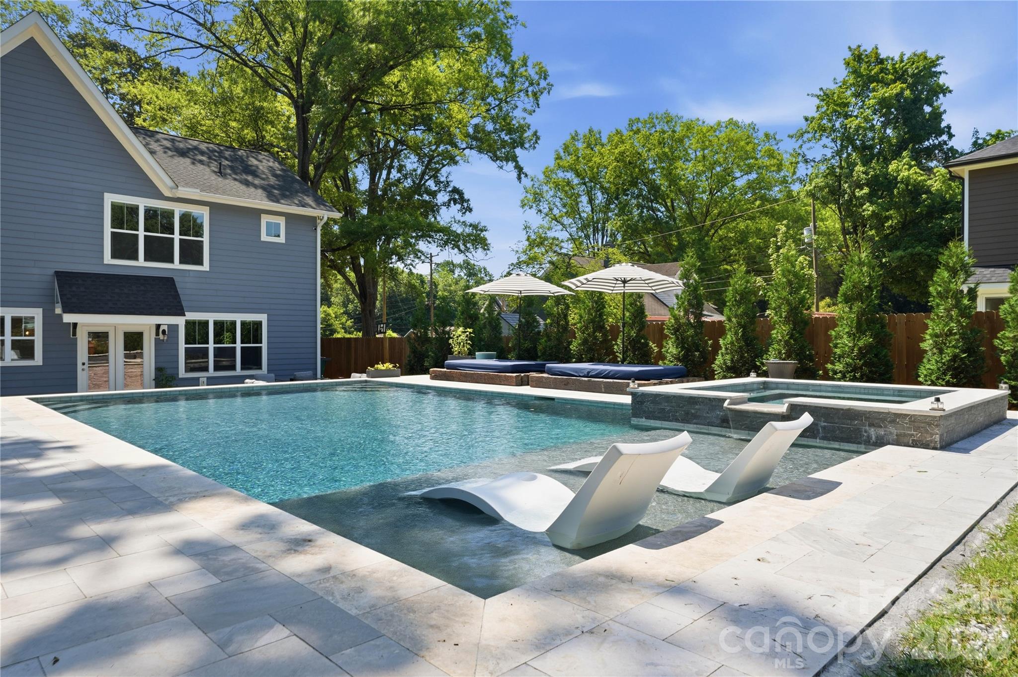 1222 Gaston St, Charlotte, NC 28208