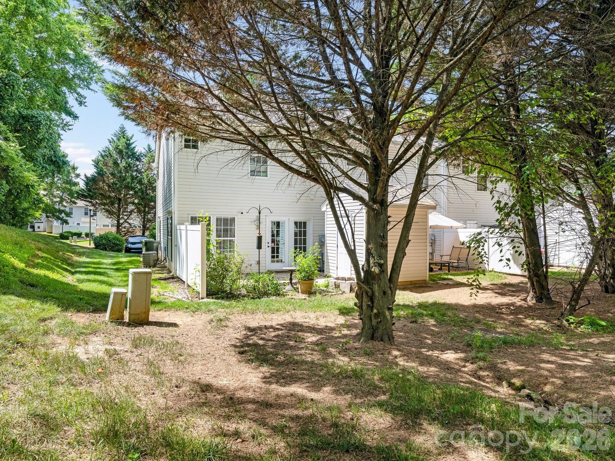 12327 Jessica Pl, Charlotte, NC 28269