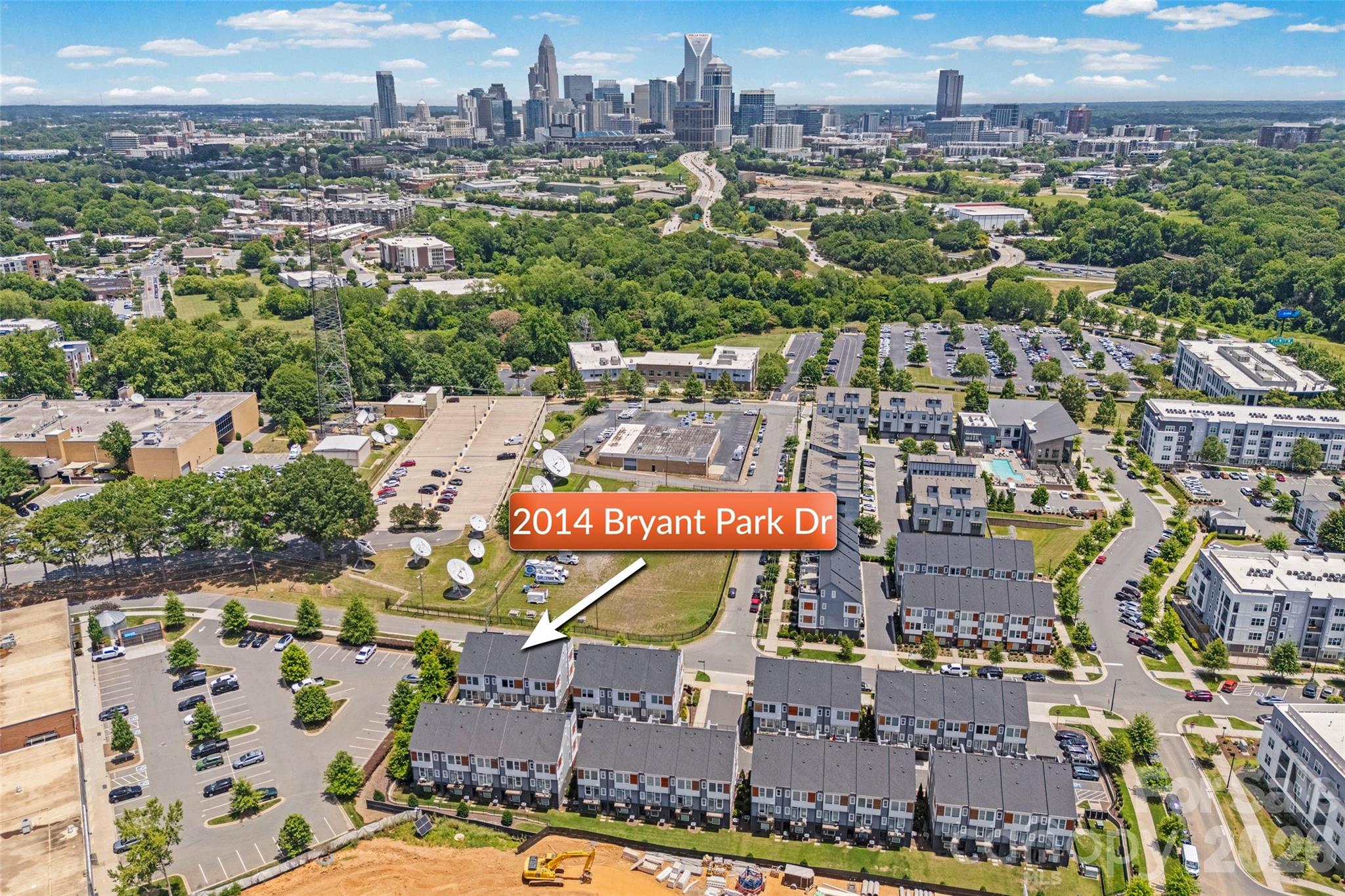 2014 Bryant Park Dr, Charlotte, NC 28208