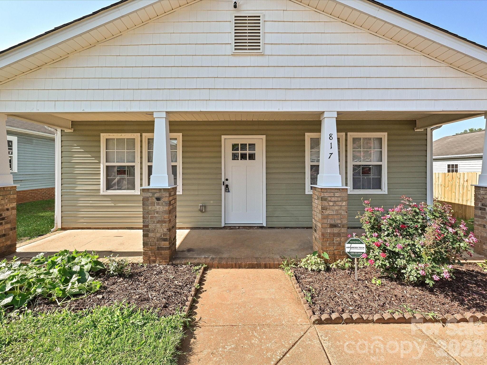 817 Wainwright Ave, Charlotte, NC 28206