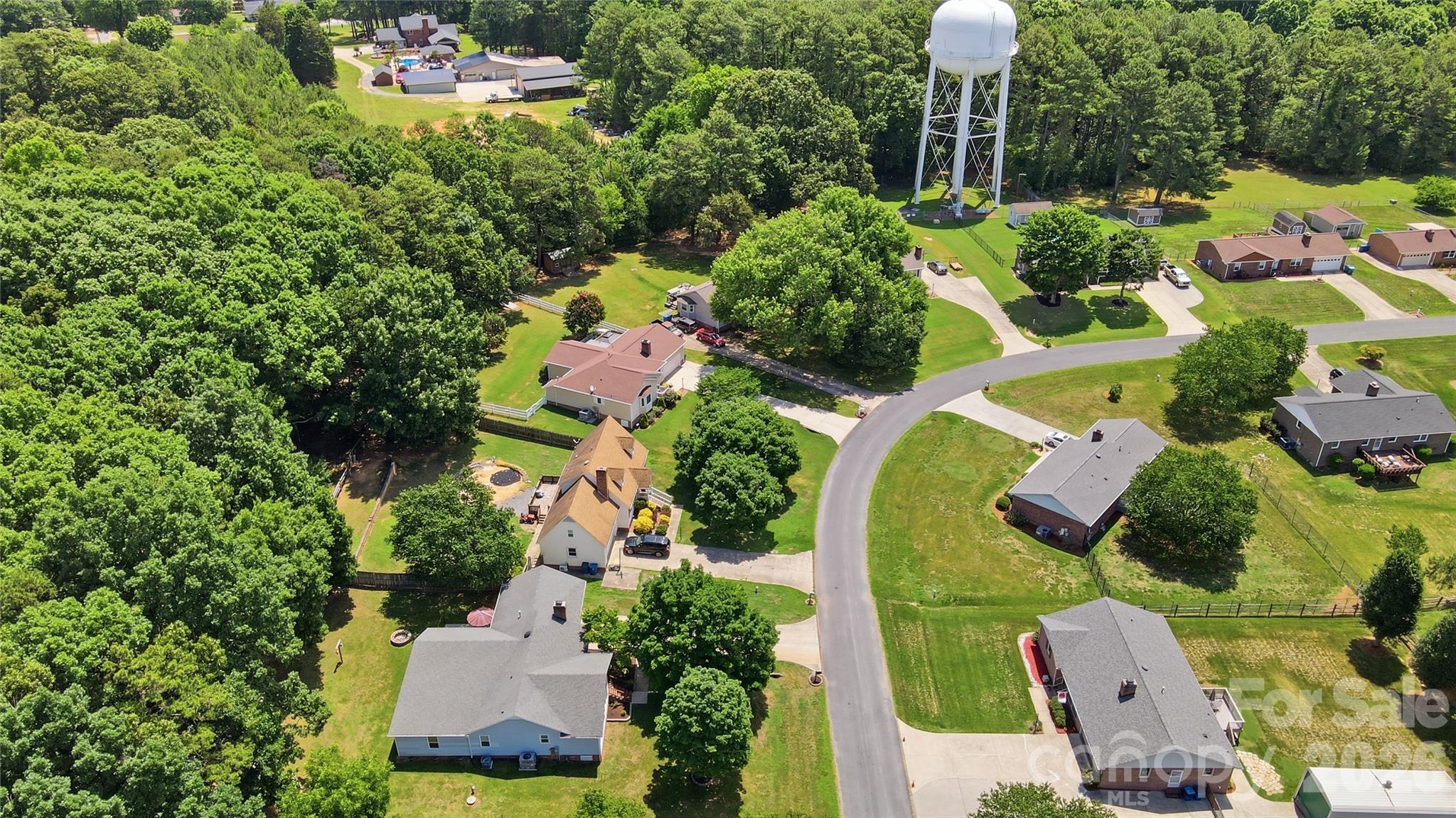 5542 Randolph Rd, Kannapolis, NC 28081