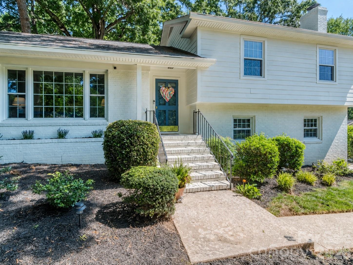 6817 Ronda Ave, Charlotte, NC 28211