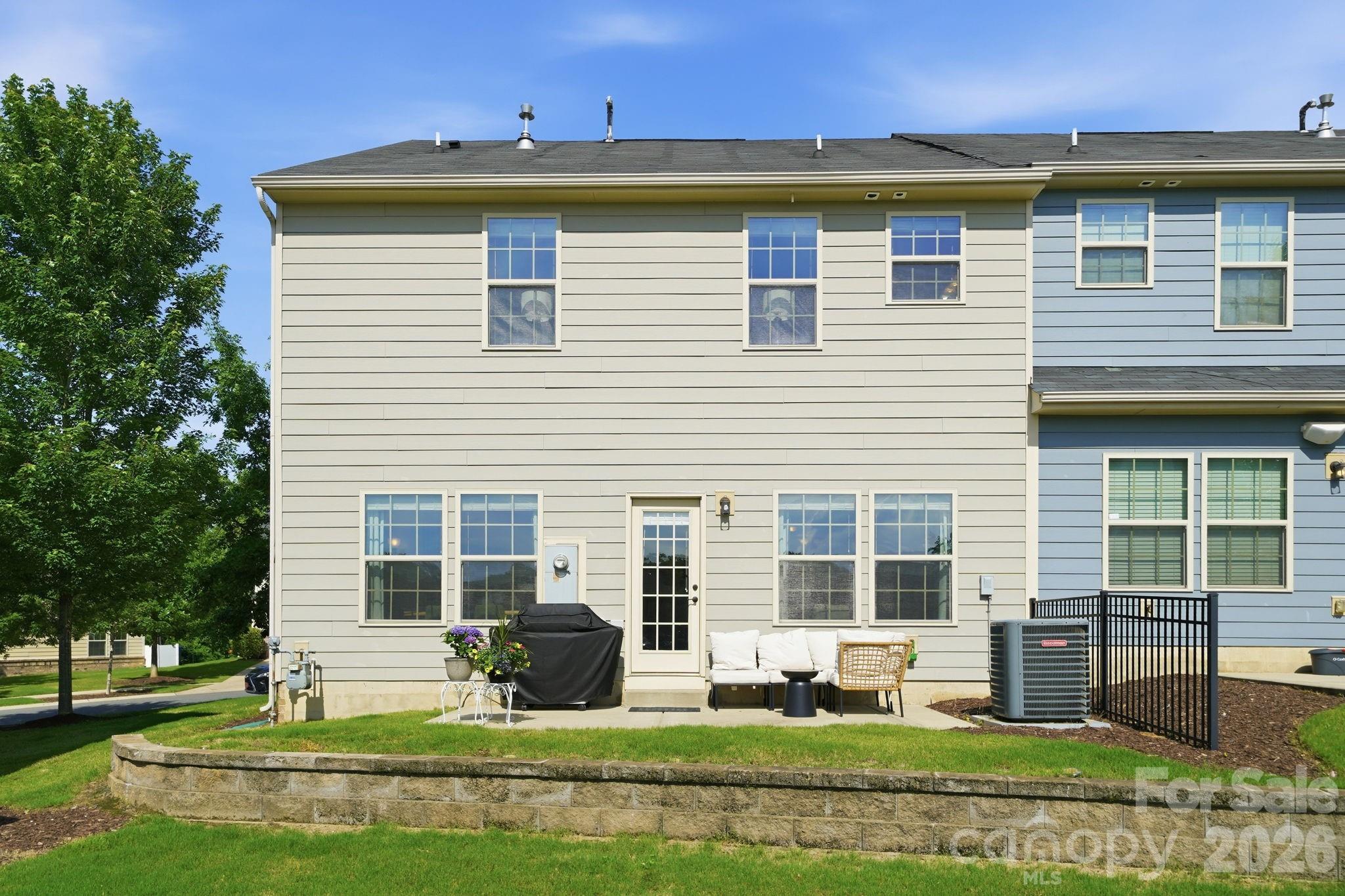 1760 Evergreen Dr, Charlotte, NC 28208