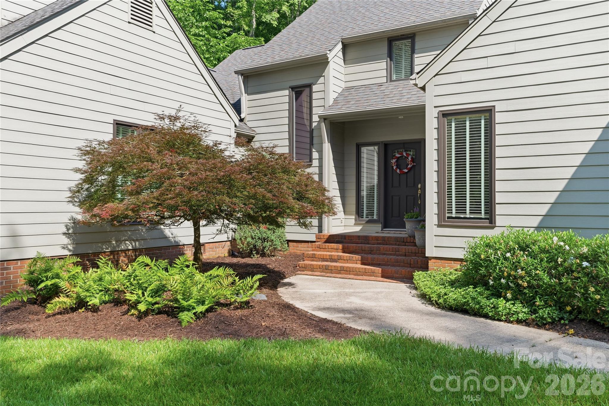 2402 Beaucatcher Ln, Charlotte, NC 28270