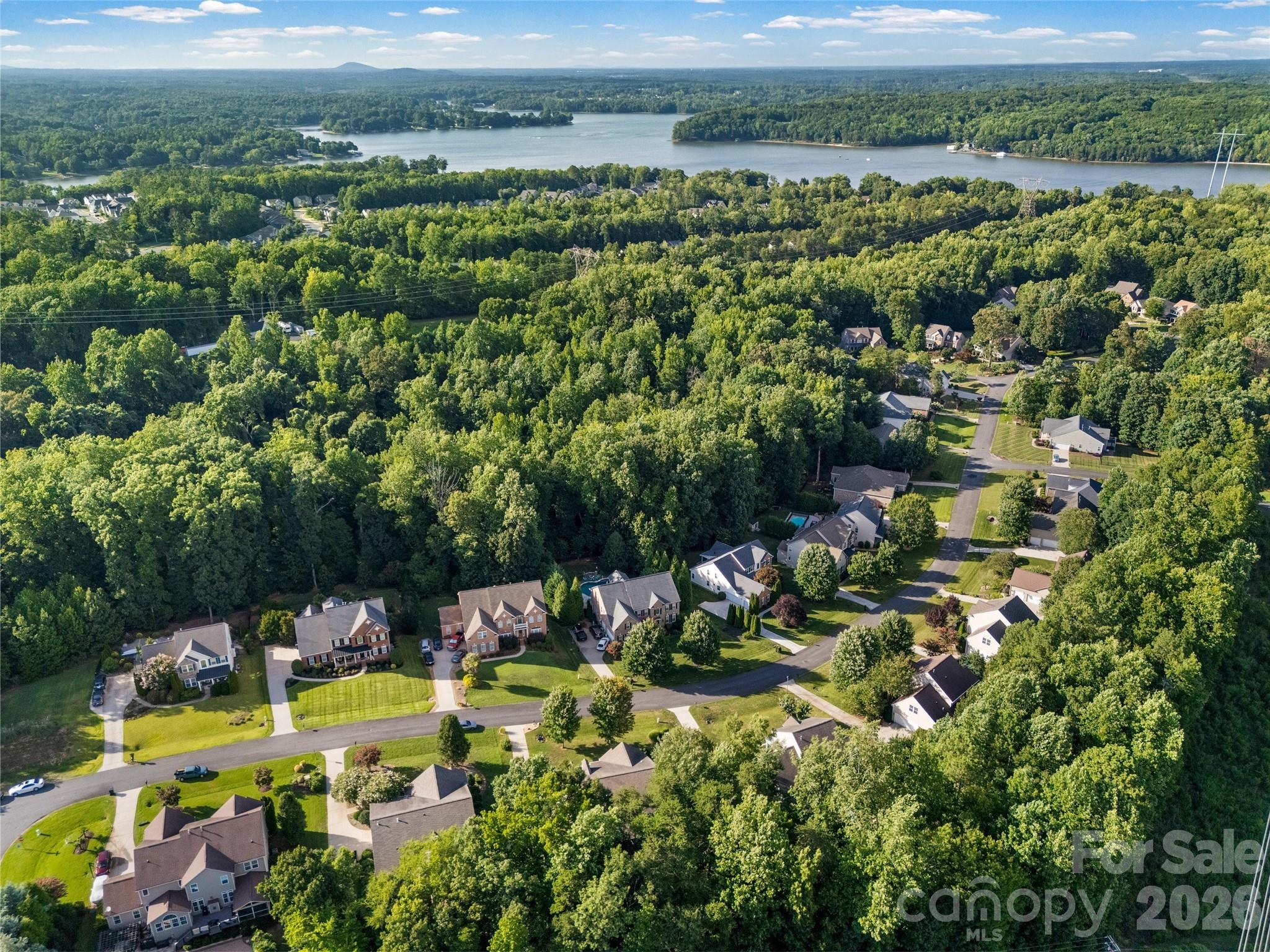 233 Squirrel Ln, Clover, SC 29710