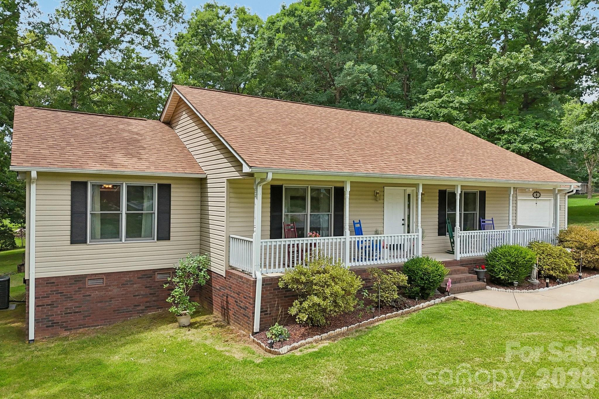 250 Rumple Hill Dr, Statesville, NC 28677
