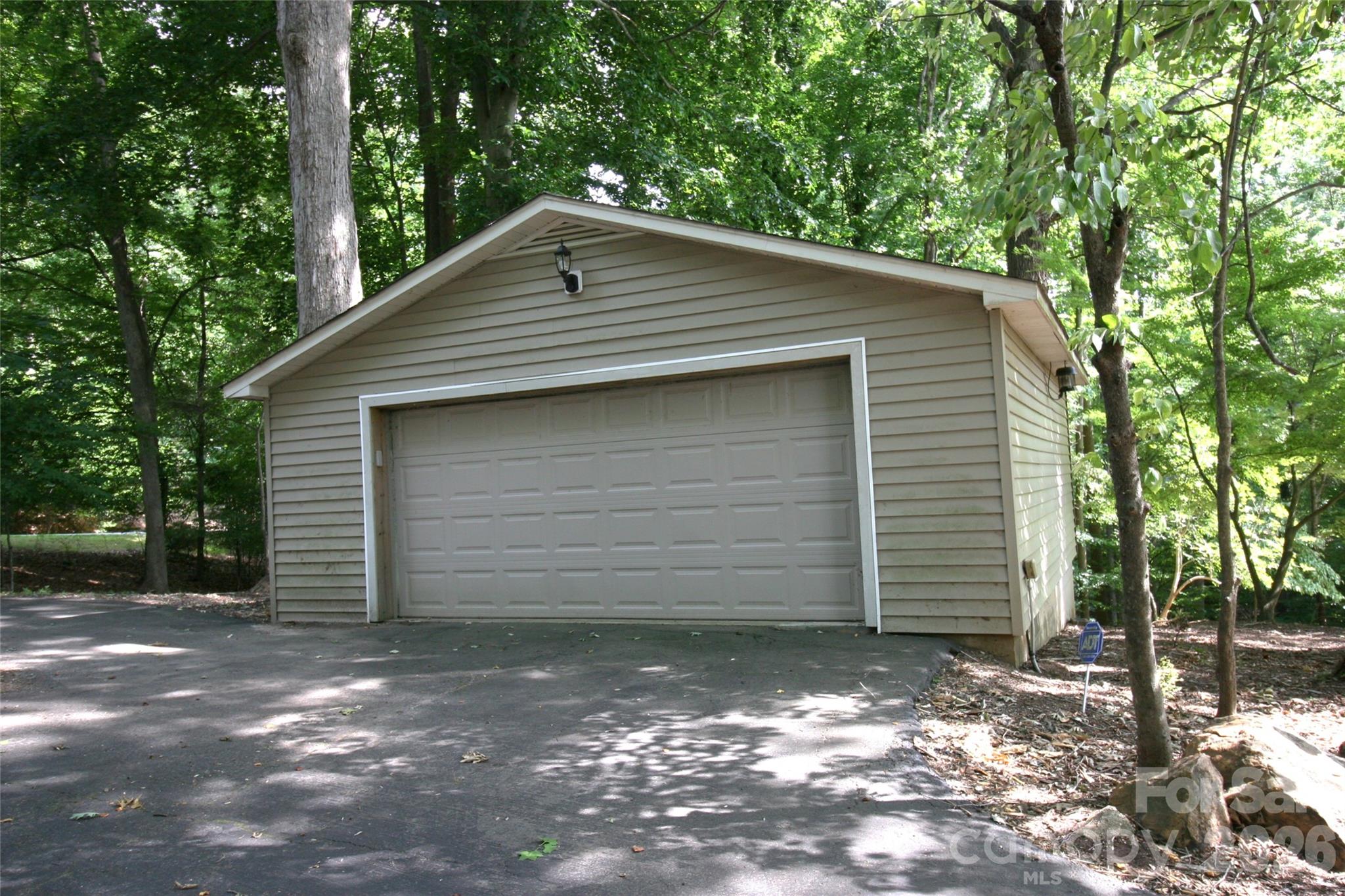 105 Quail Ln, Mooresville, NC 28117