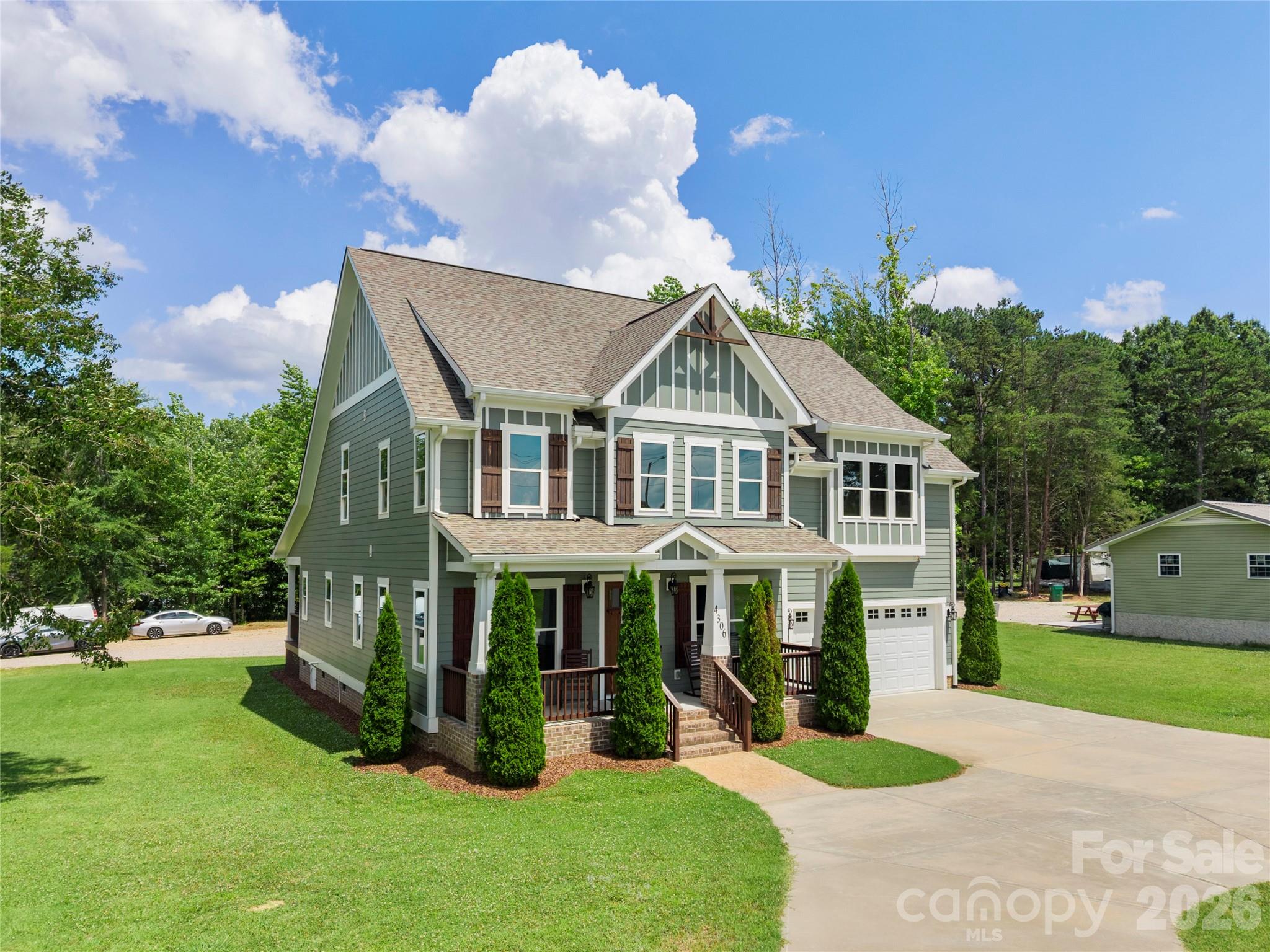 4306 Rolling Acres Rd, Charlotte, NC 28213