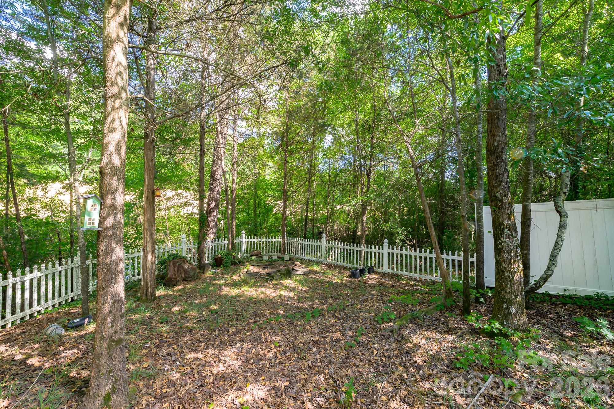 3922 Northerly Island Ct, Gastonia, NC 28056
