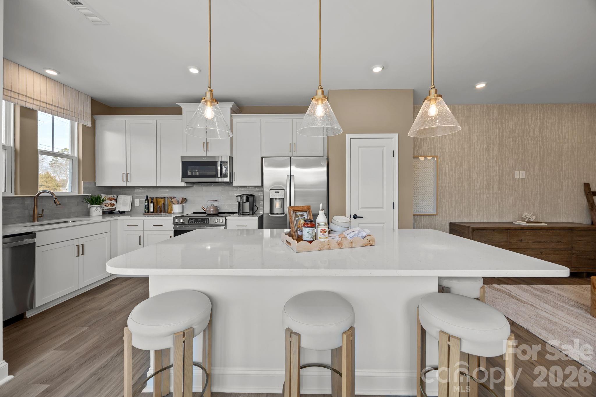 9035 Gulledge Ct, Charlotte, NC 28262