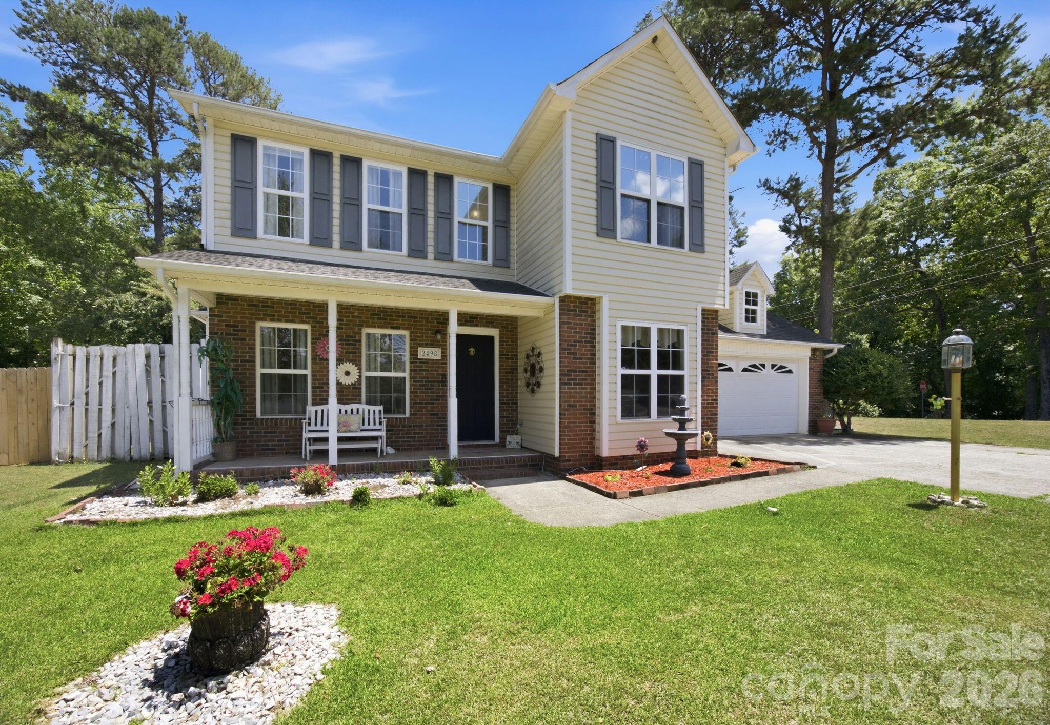 2498 Hawk Ridge Dr, Gastonia, NC 28056