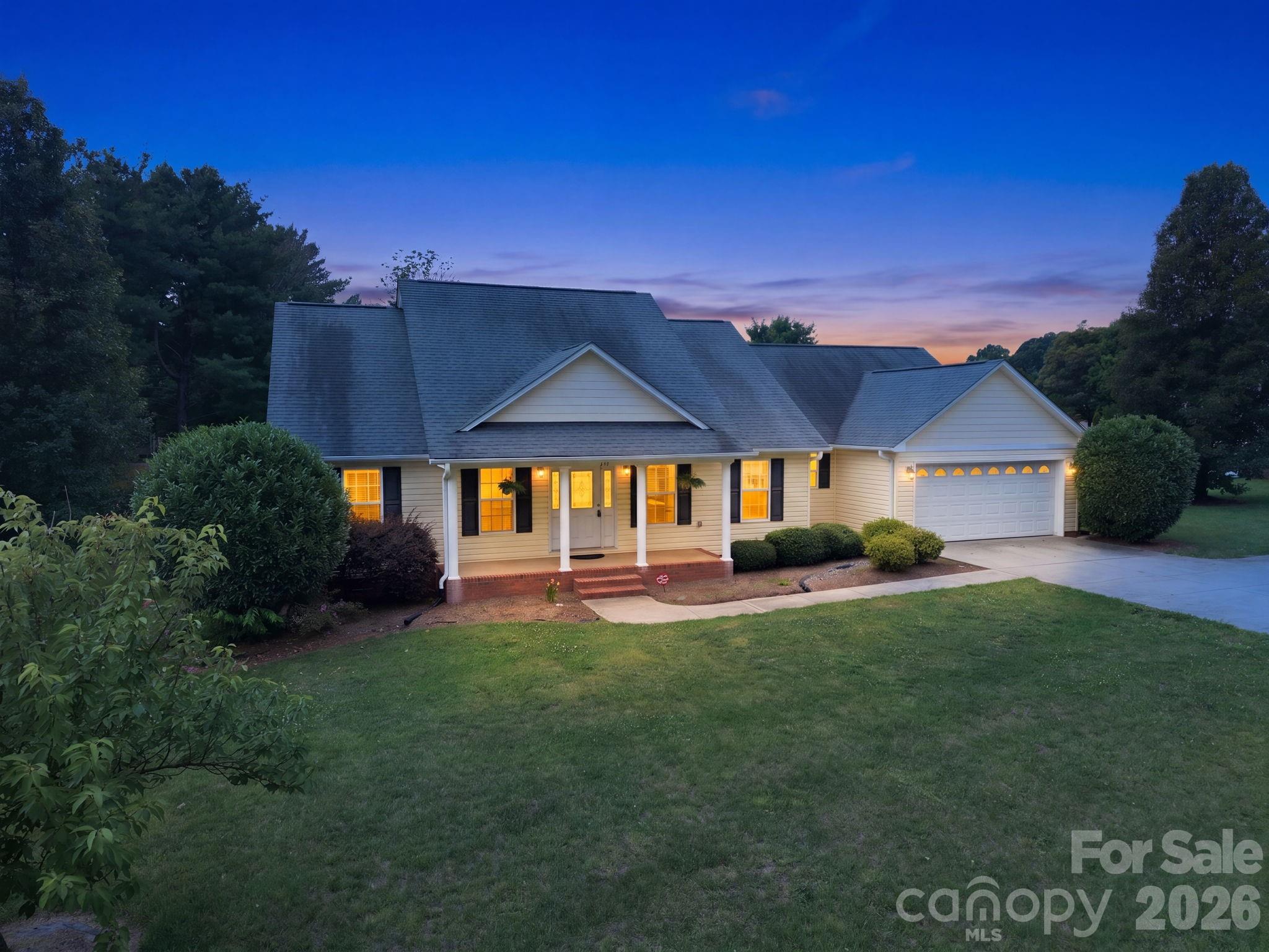 210 Jane Sowers Rd, Statesville, NC 28625