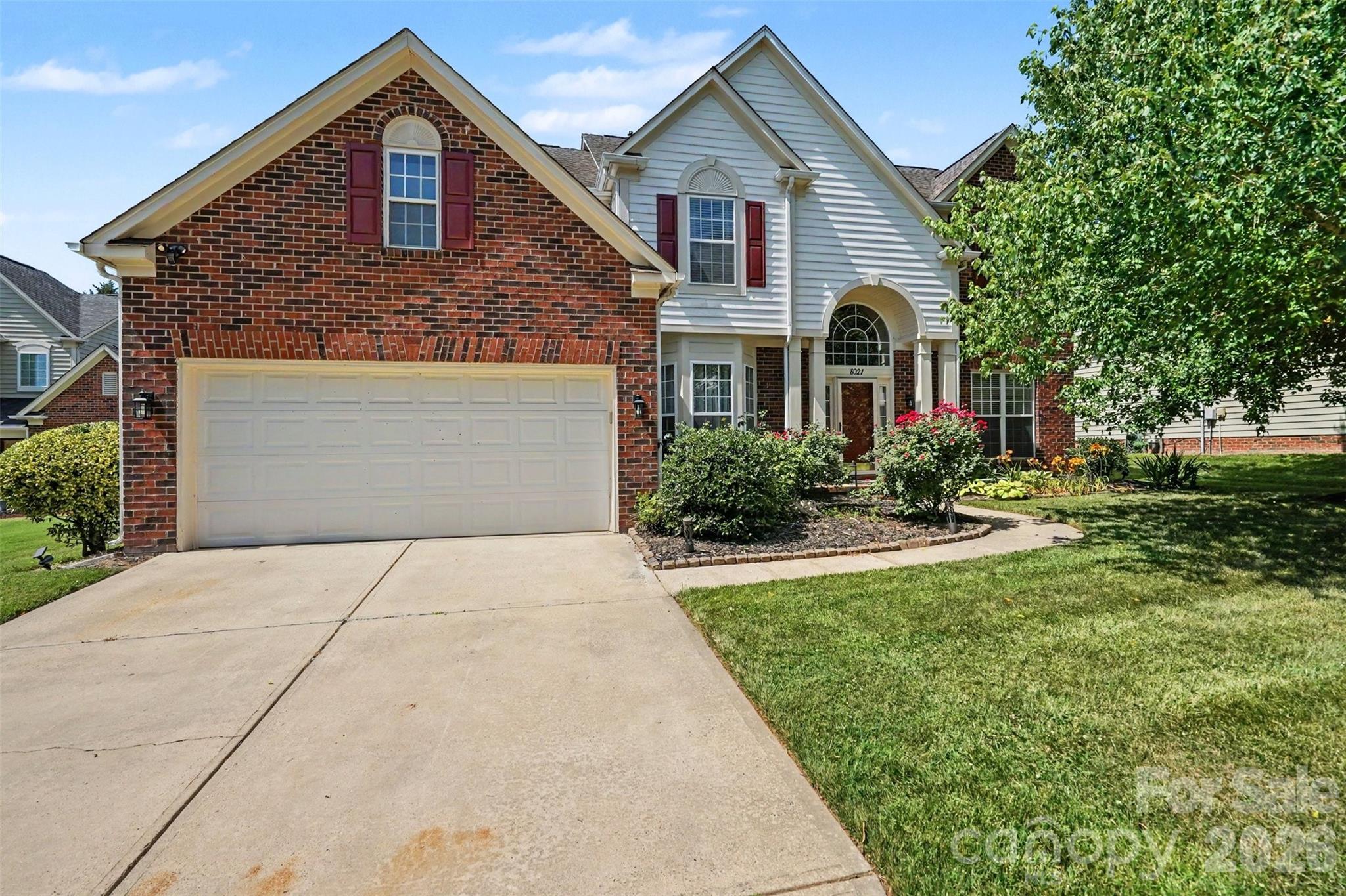 8021 Pelorus Ln, Charlotte, NC 28269