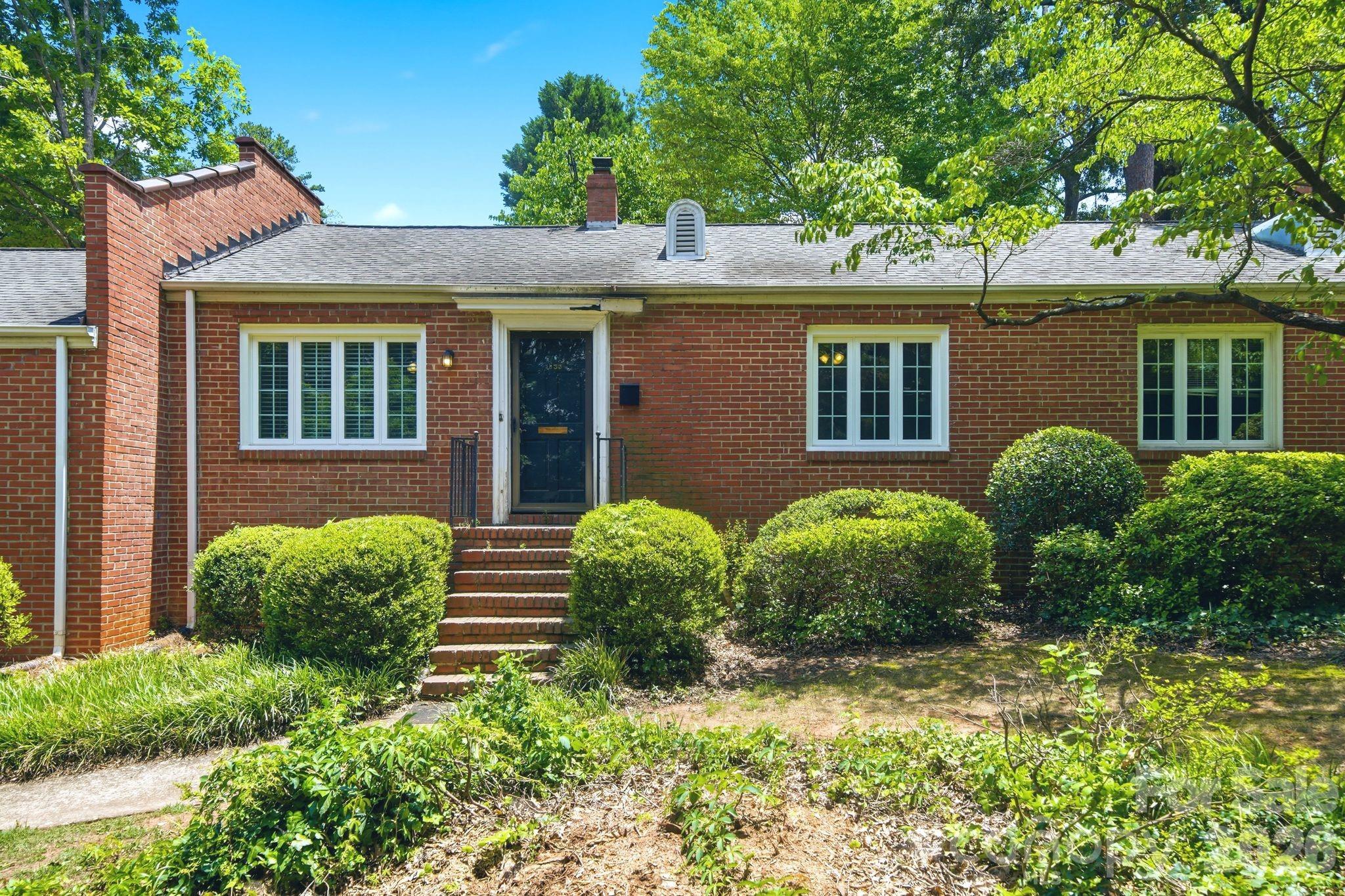 1833 Jameston Dr, Charlotte, NC 28209