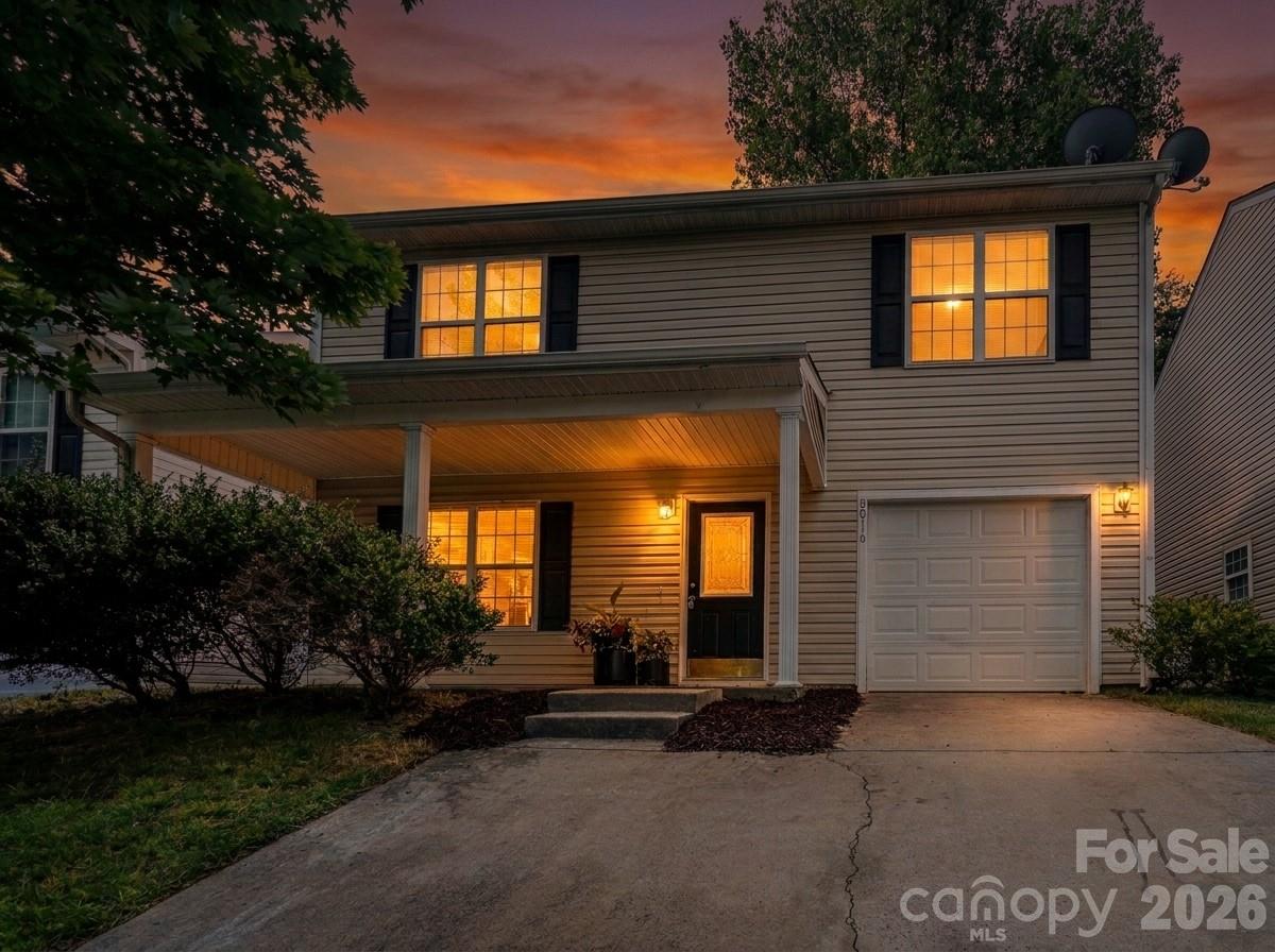 8016 Bronze Pike Dr, Charlotte, NC 28273
