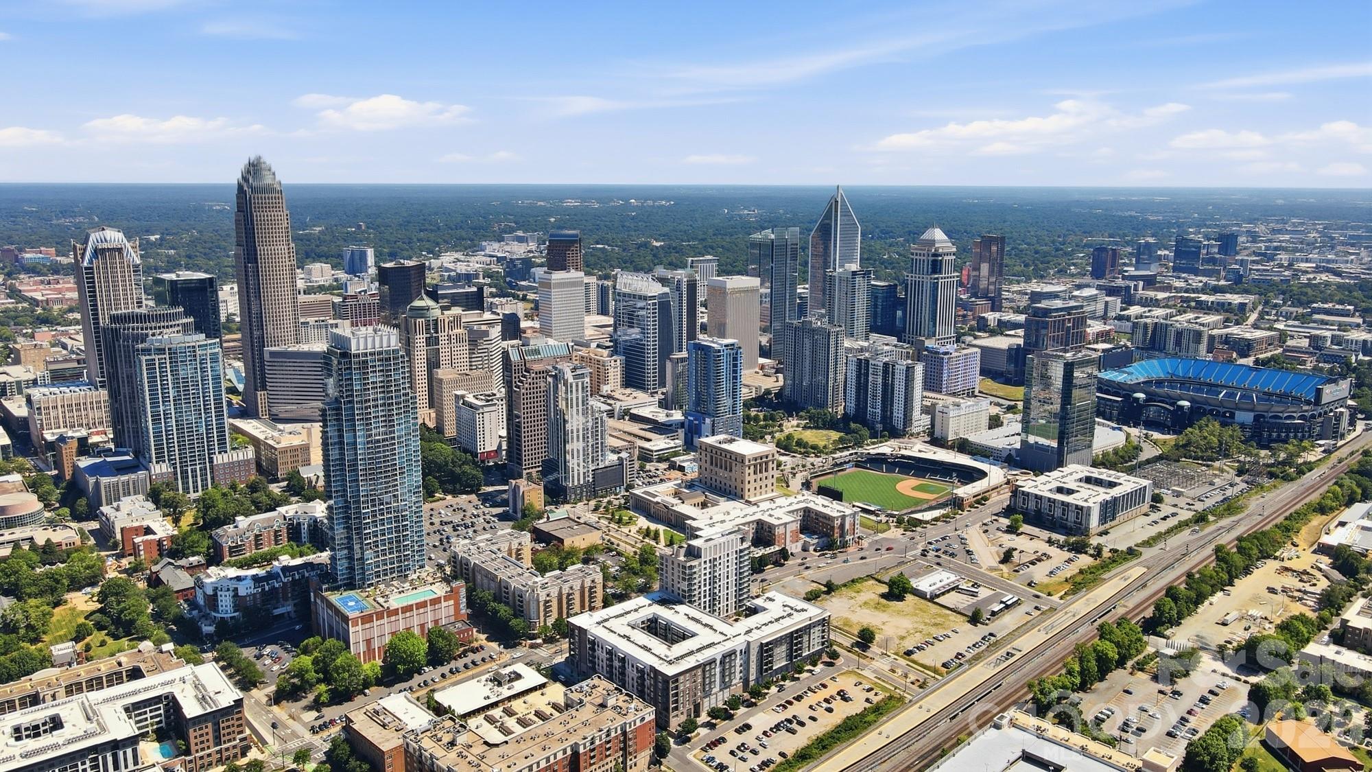 210 N Church St #1803, Charlotte, NC 28202