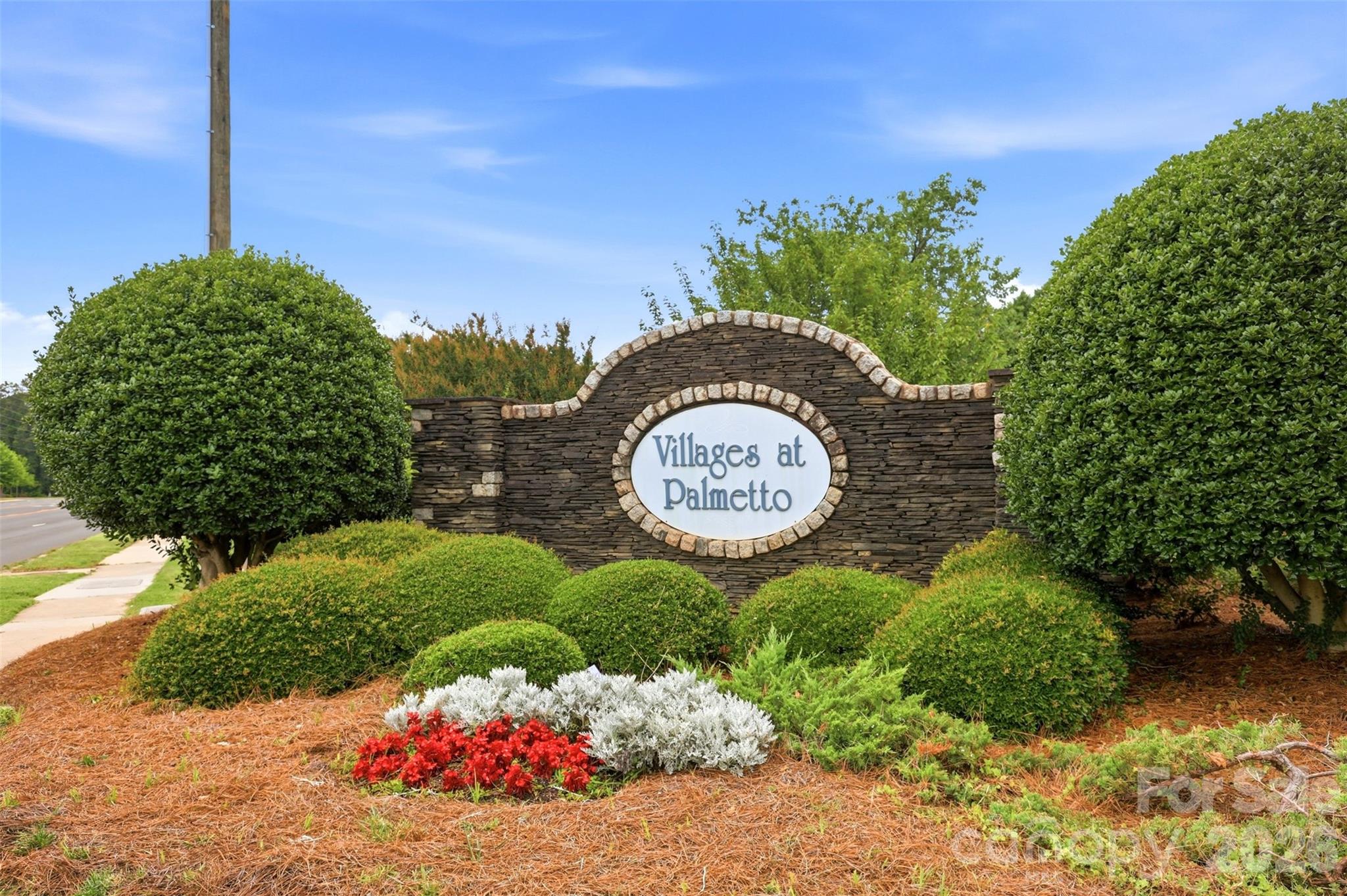612 Stone Village Dr, Fort Mill, SC 29708