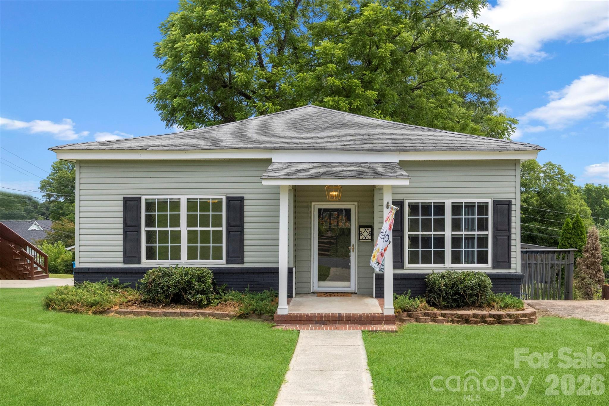 116 7th St, Cramerton, NC 28032