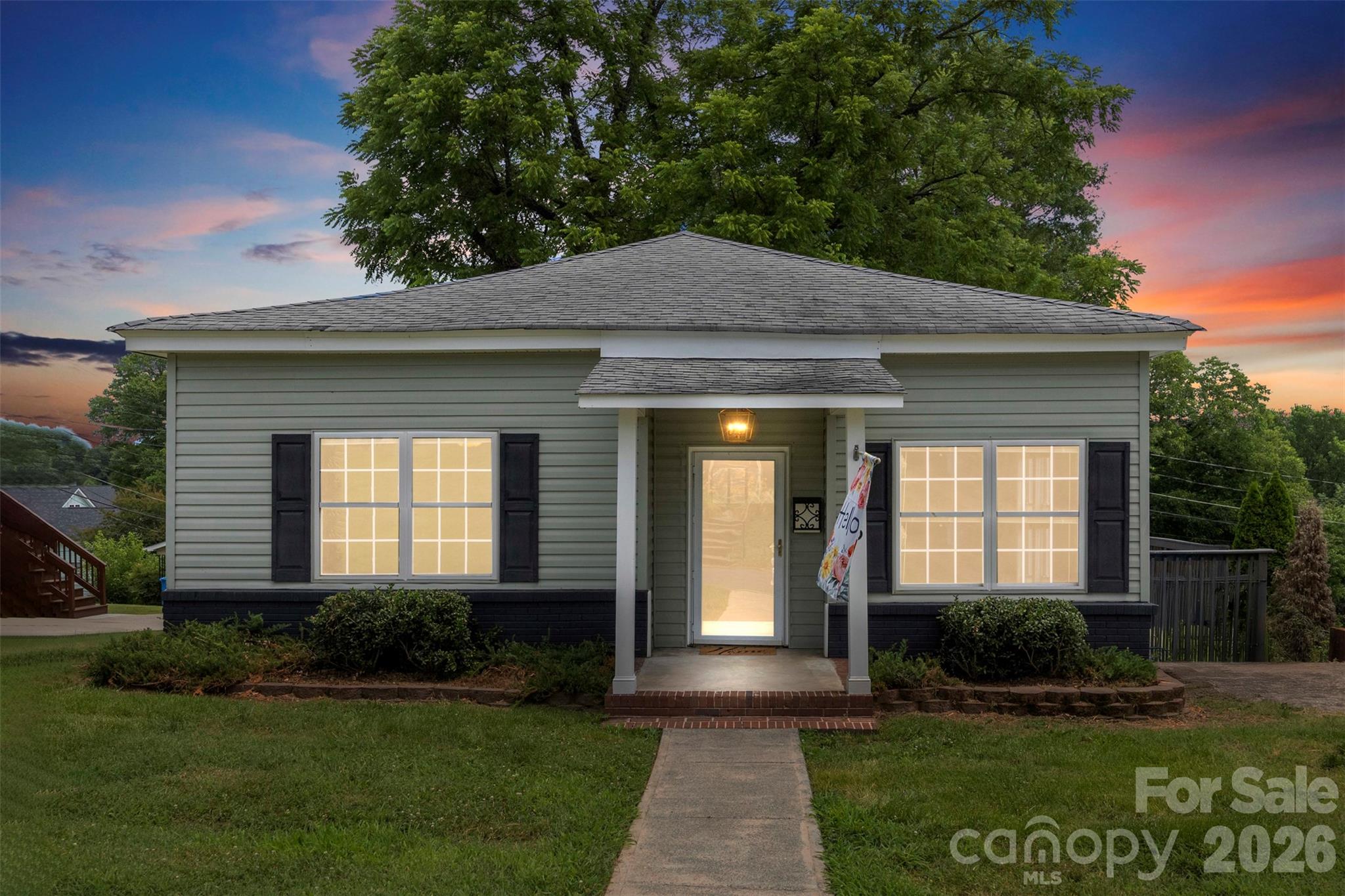 116 7th St, Cramerton, NC 28032