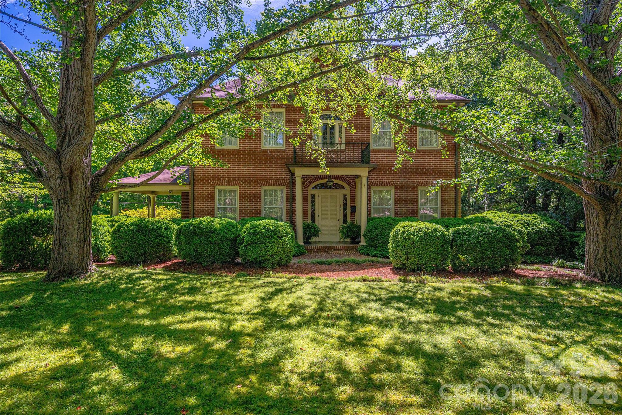 805 S Aspen St, Lincolnton, NC 28092