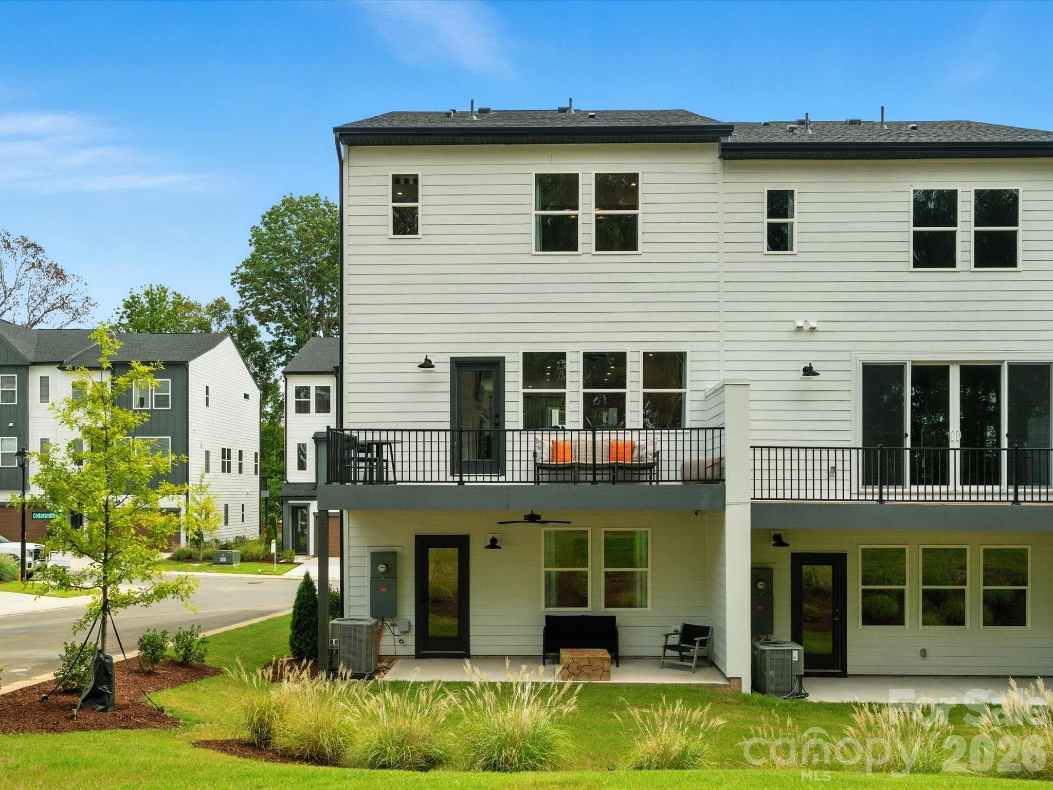 7937 Cedarsmith Ct, Charlotte, NC 28217