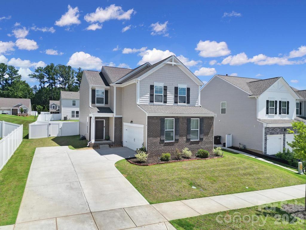635 Synclaire Pl, Rock Hill, SC 29730
