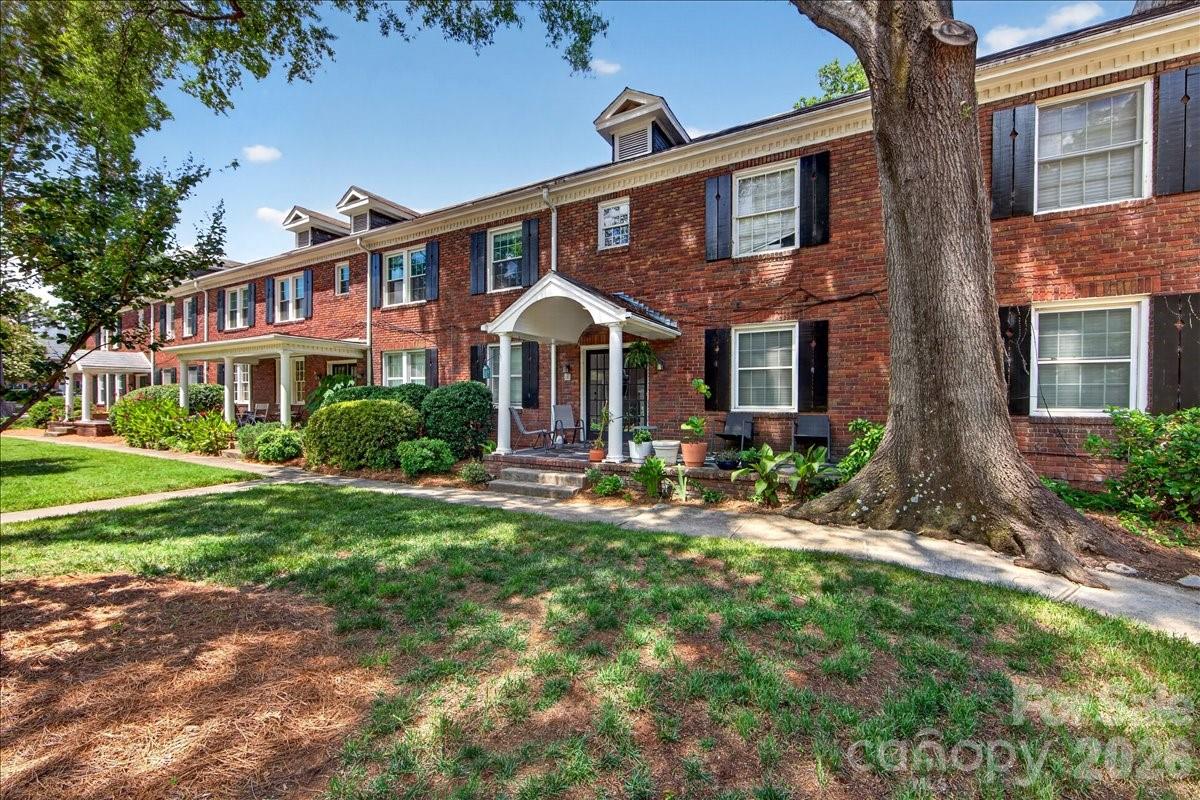 524 Hawthorne Ln #9, Charlotte, NC 28204