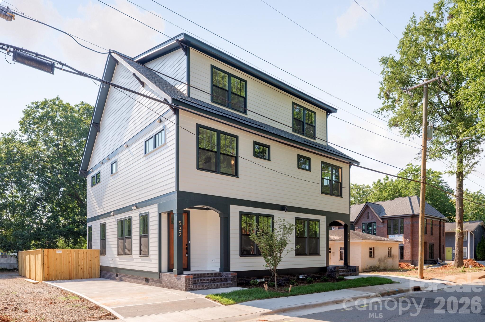 530 Campus St, Charlotte, NC 28216