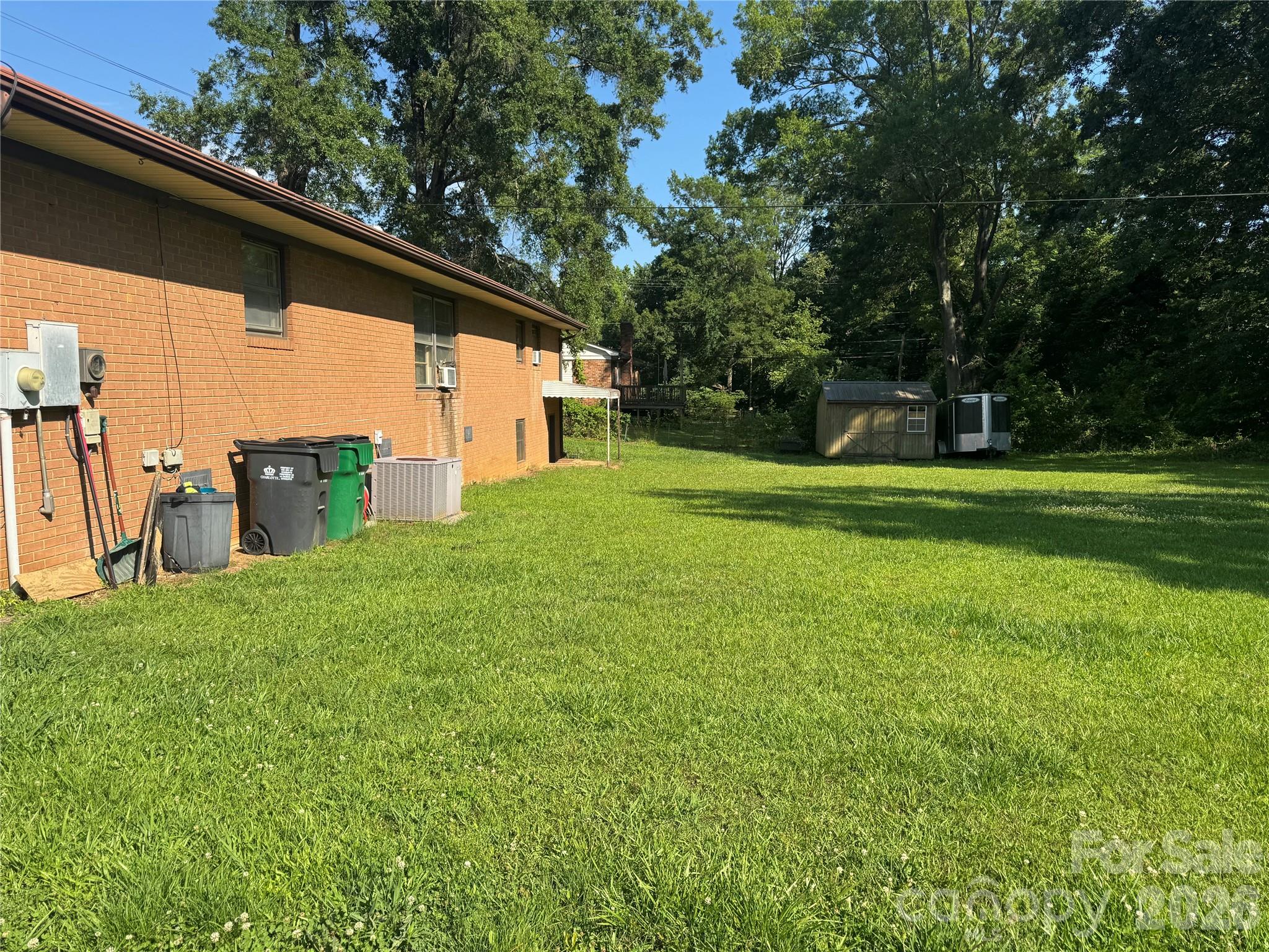 8432 Idlewild Rd, Charlotte, NC 28227