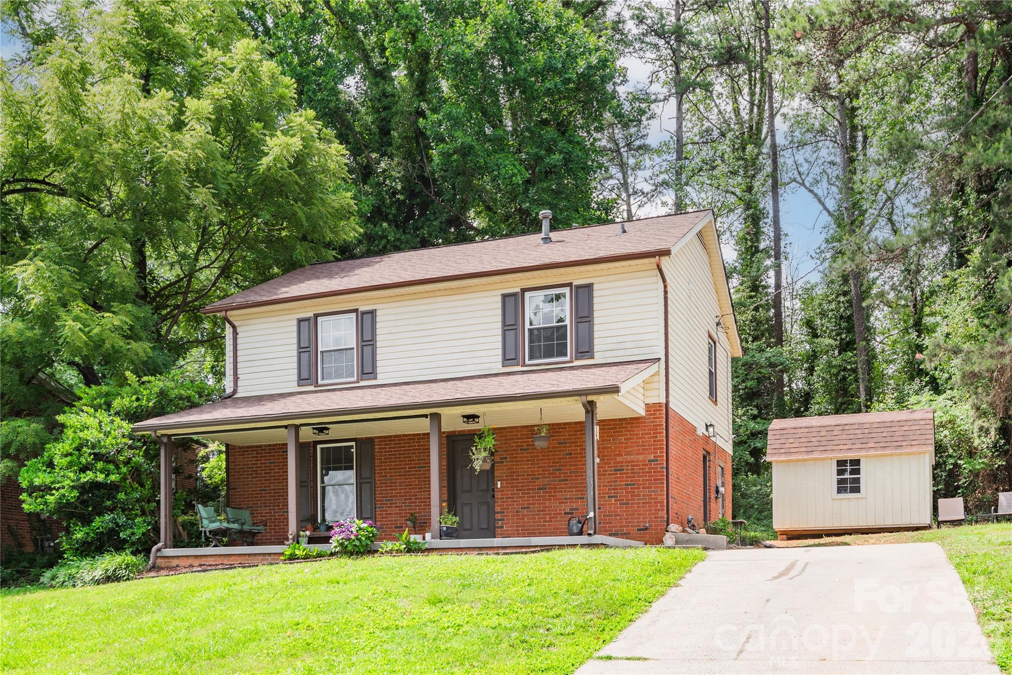 407 Westham Ridge Rd, Charlotte, NC 28217
