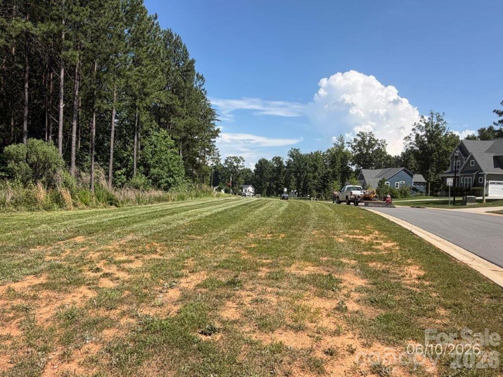 315 Grassy Ridge Ct, Clover, SC 29710