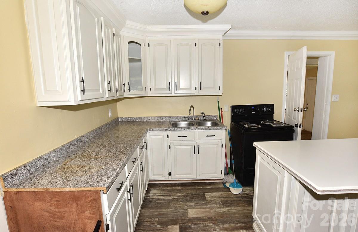 3560 Dogwood Ct, Salisbury, NC 28144