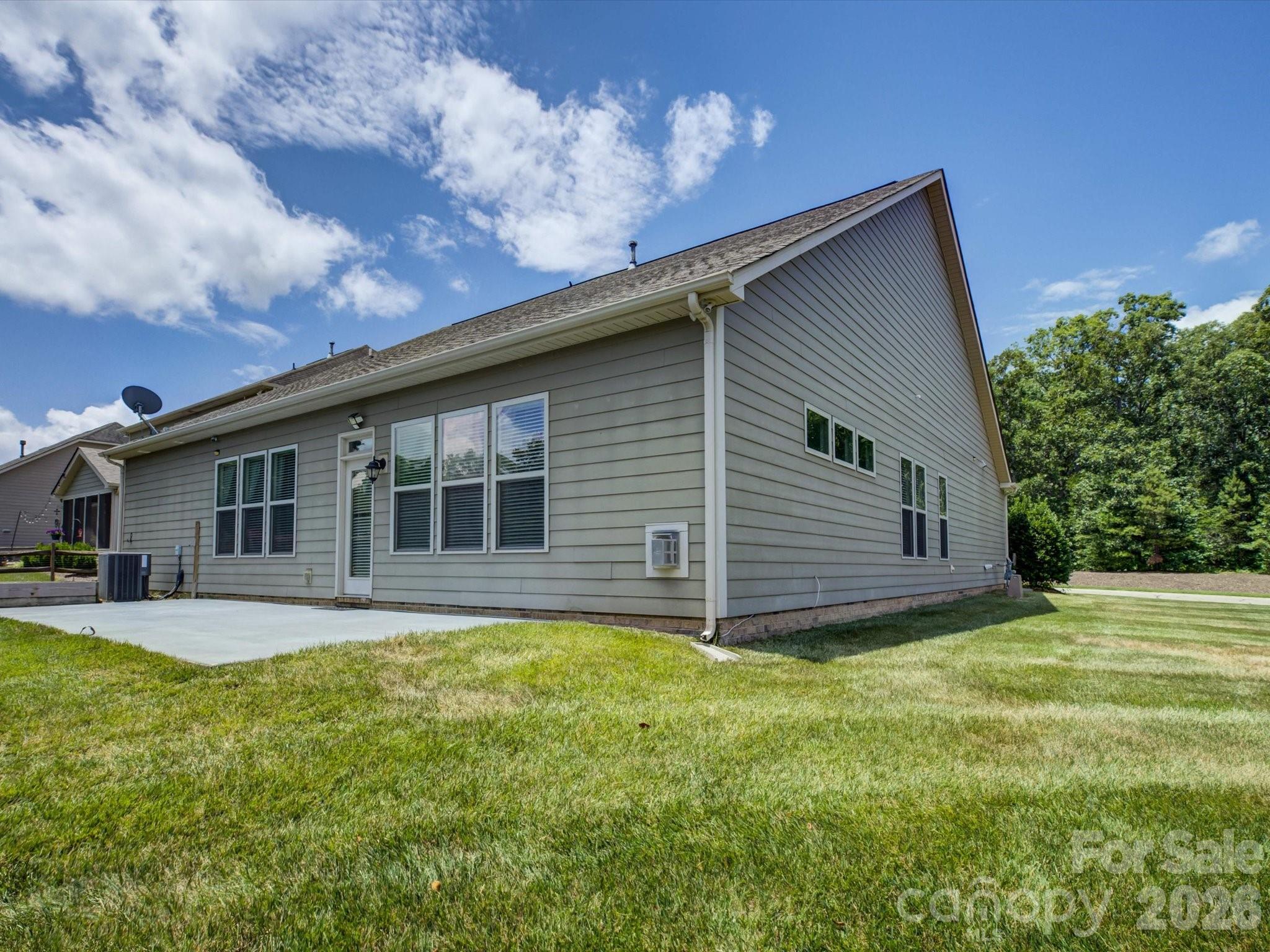 6005 Hyde Park Dr, Indian Trail, NC 28079