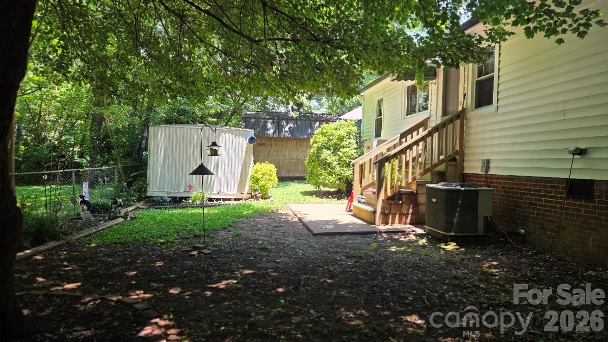 809 Alexander St, Lincolnton, NC 28092
