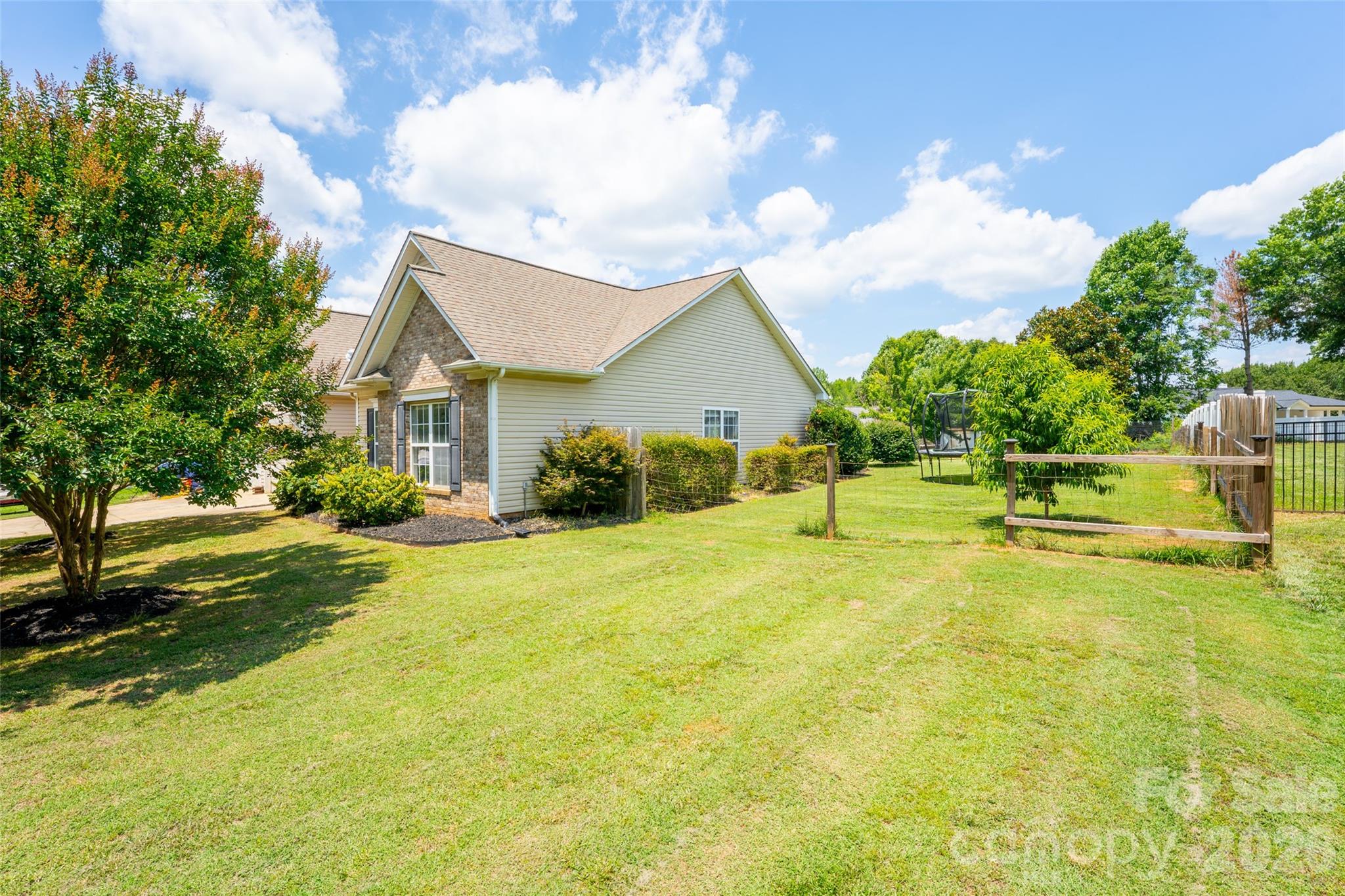 311 Winthrow Creek Rd, Mooresville, NC 28115