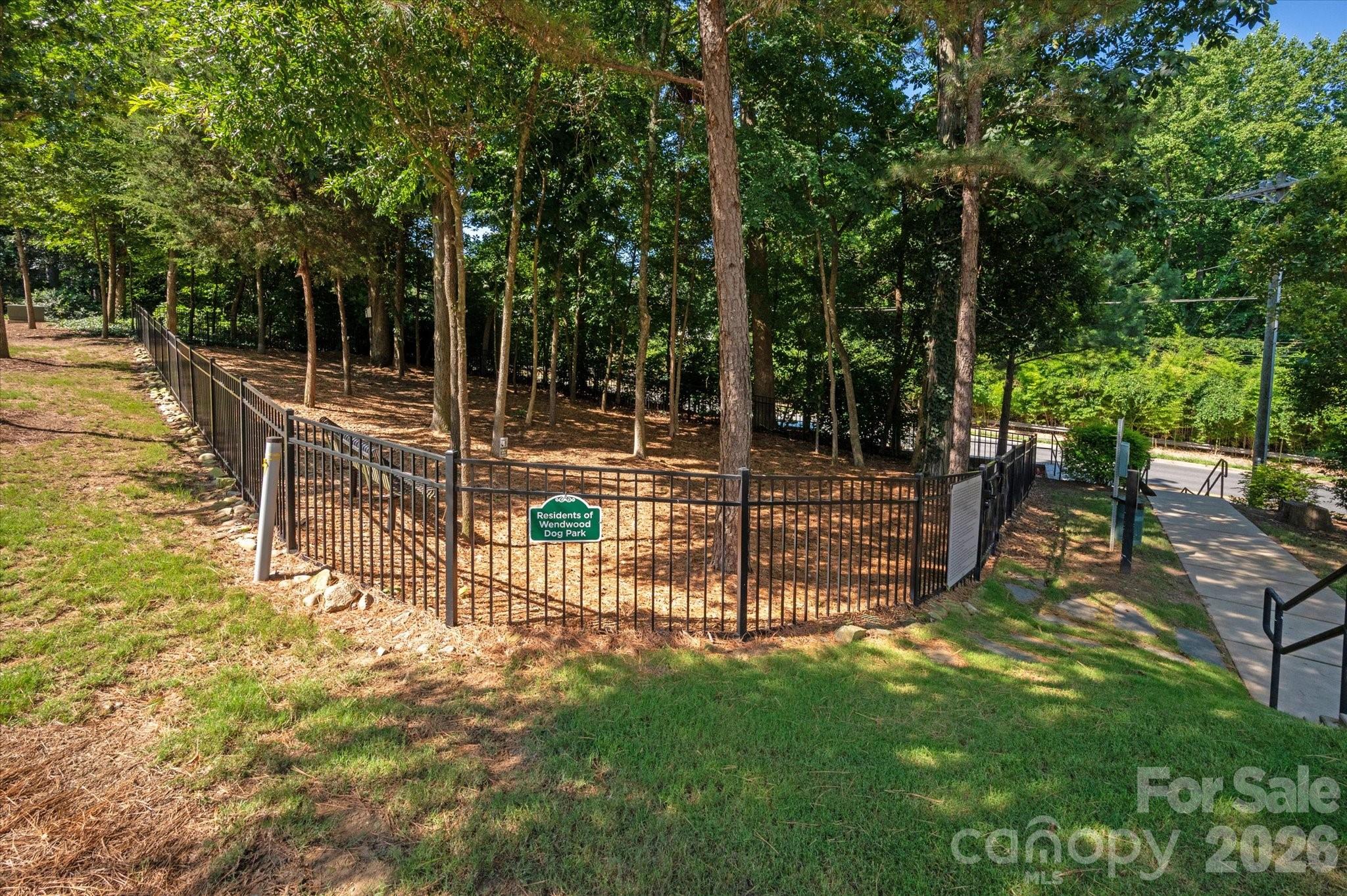 314 Hastings Run Dr, Charlotte, NC 28211